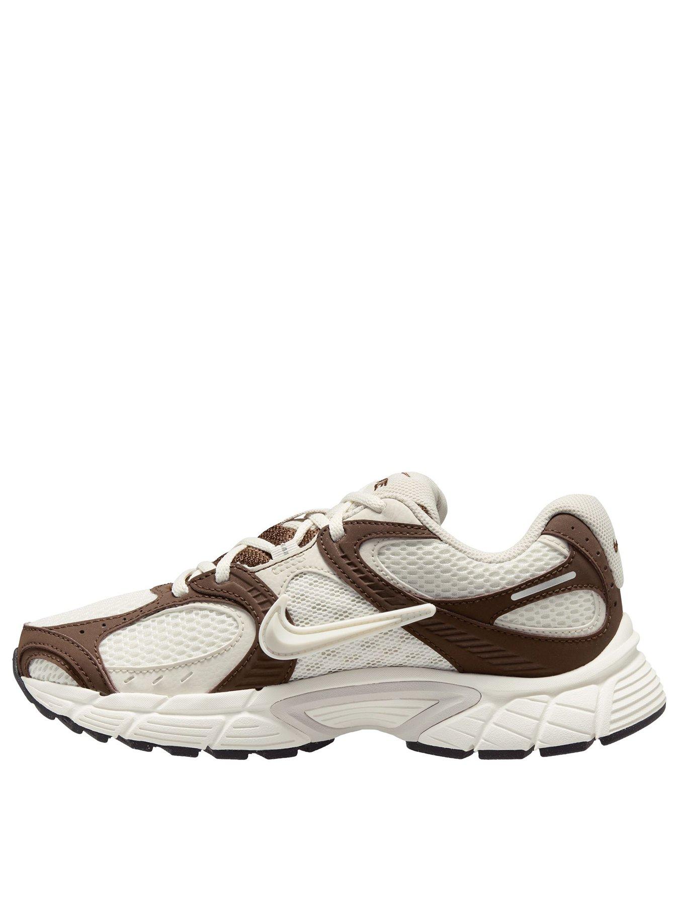 Image 2 of 4 of Nike Womens V5 Rnr Trainers - White/brown