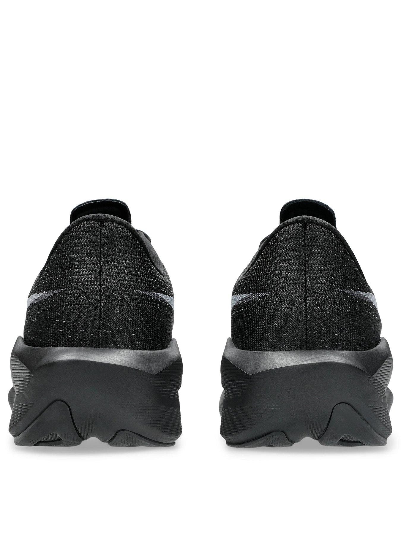 Image 3 of 7 of Asics Novablast 6 Running Trainers - Black