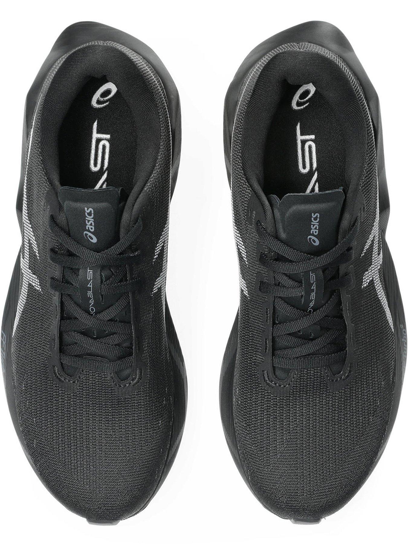 Image 4 of 7 of Asics Novablast 6 Running Trainers - Black