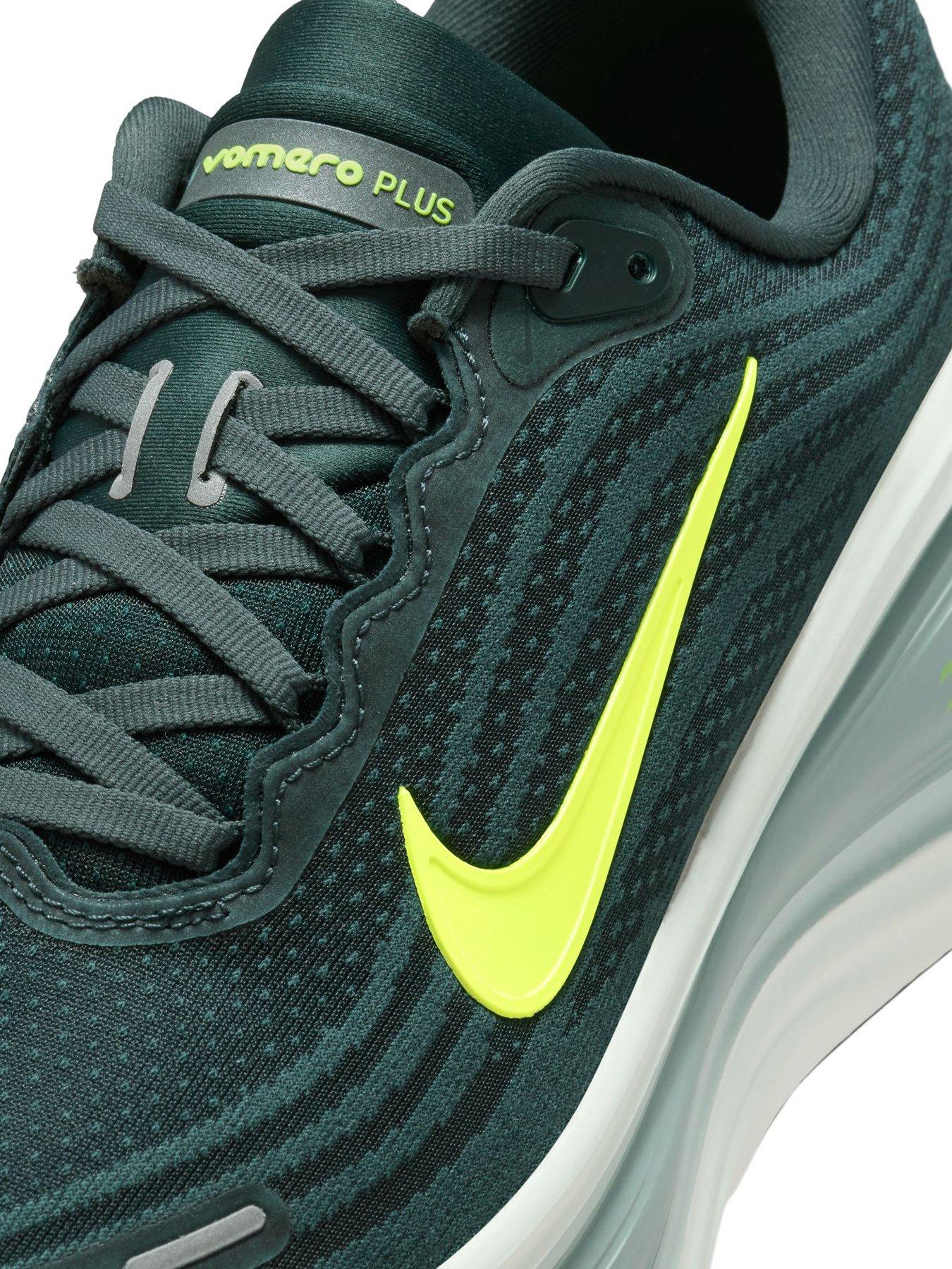 Image 6 of 7 of Nike Mens Running Vomero Plus Trainers - Green