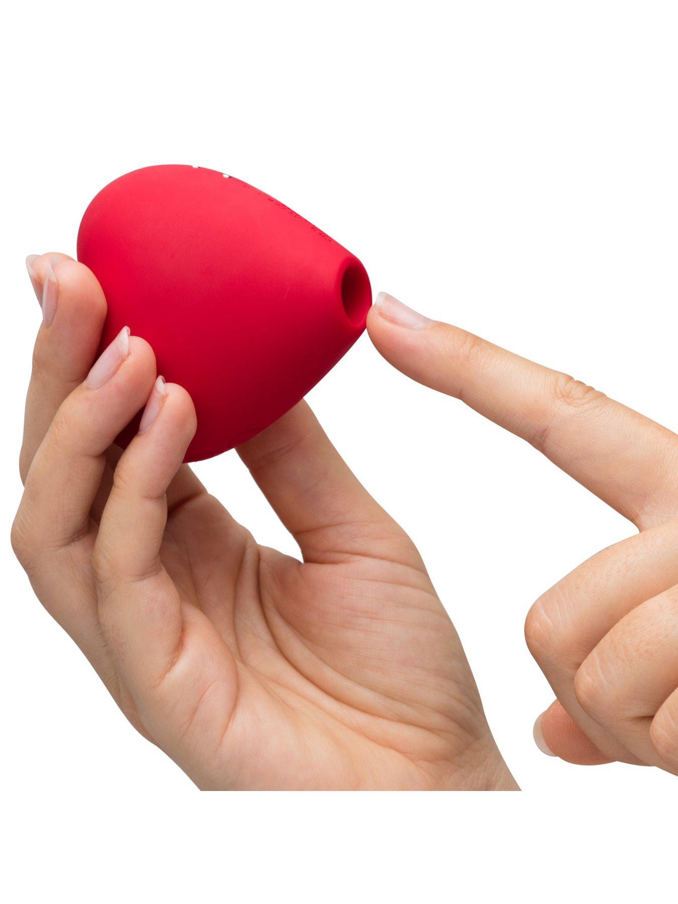 Image 4 of 6 of Lovehoney Heartbeat Clitoral Suction Stimulator
