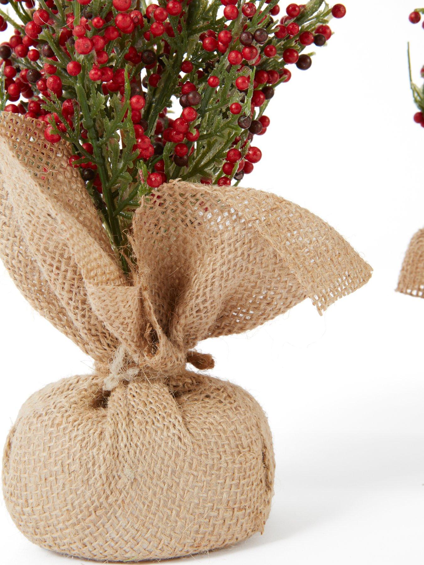 Image 4 of 4 of The Very Collection Set 3 Mini 25 cm&nbsp;Tabletop Christmas&nbsp;Trees - Red