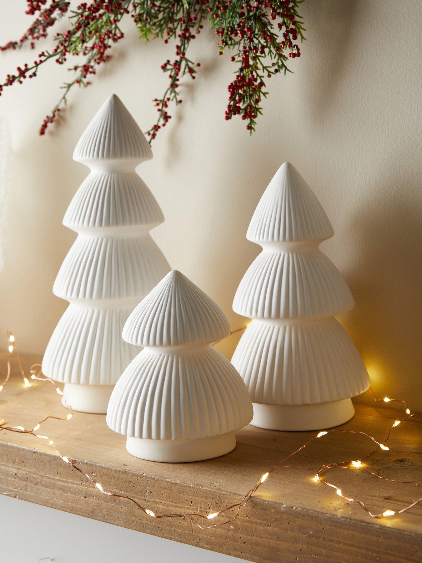The Very Collection Set 3 Ceramic Tabletop Christmas Trees - White