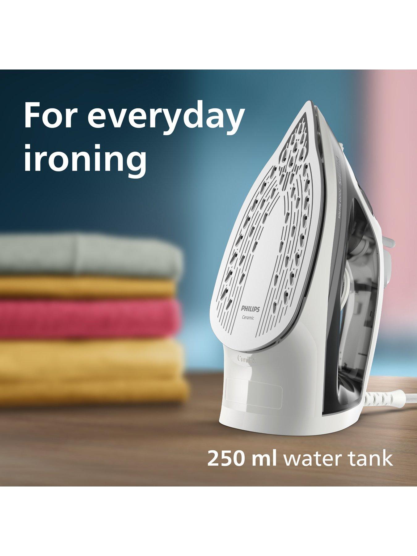 Image 6 of 7 of Philips 2000 Series Steam Iron