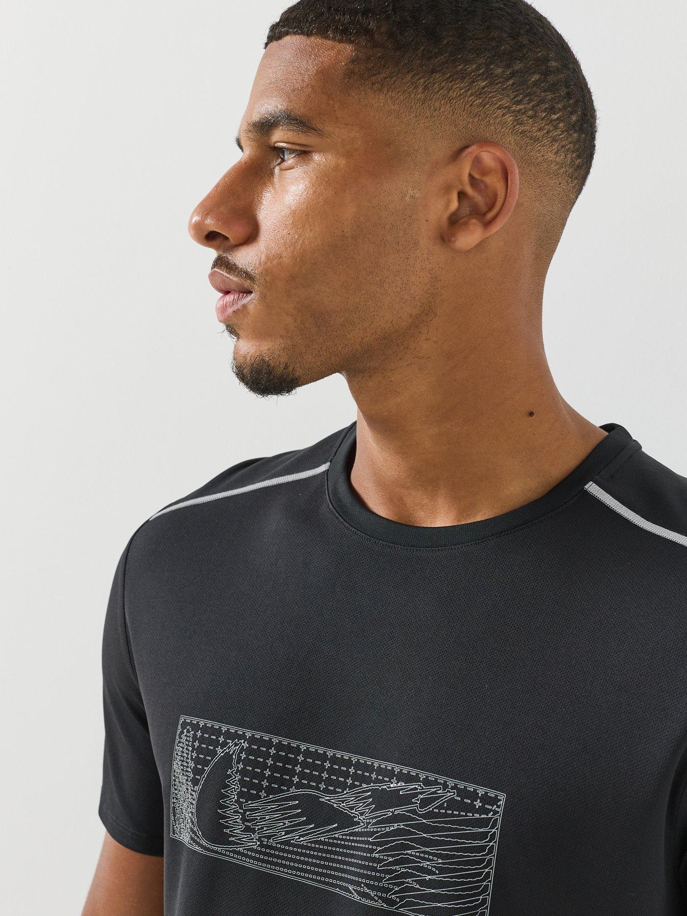 Image 5 of 5 of Nike Mens Running Miler Dri-FIT Reflective Short Sleeve T-Shirt - Black