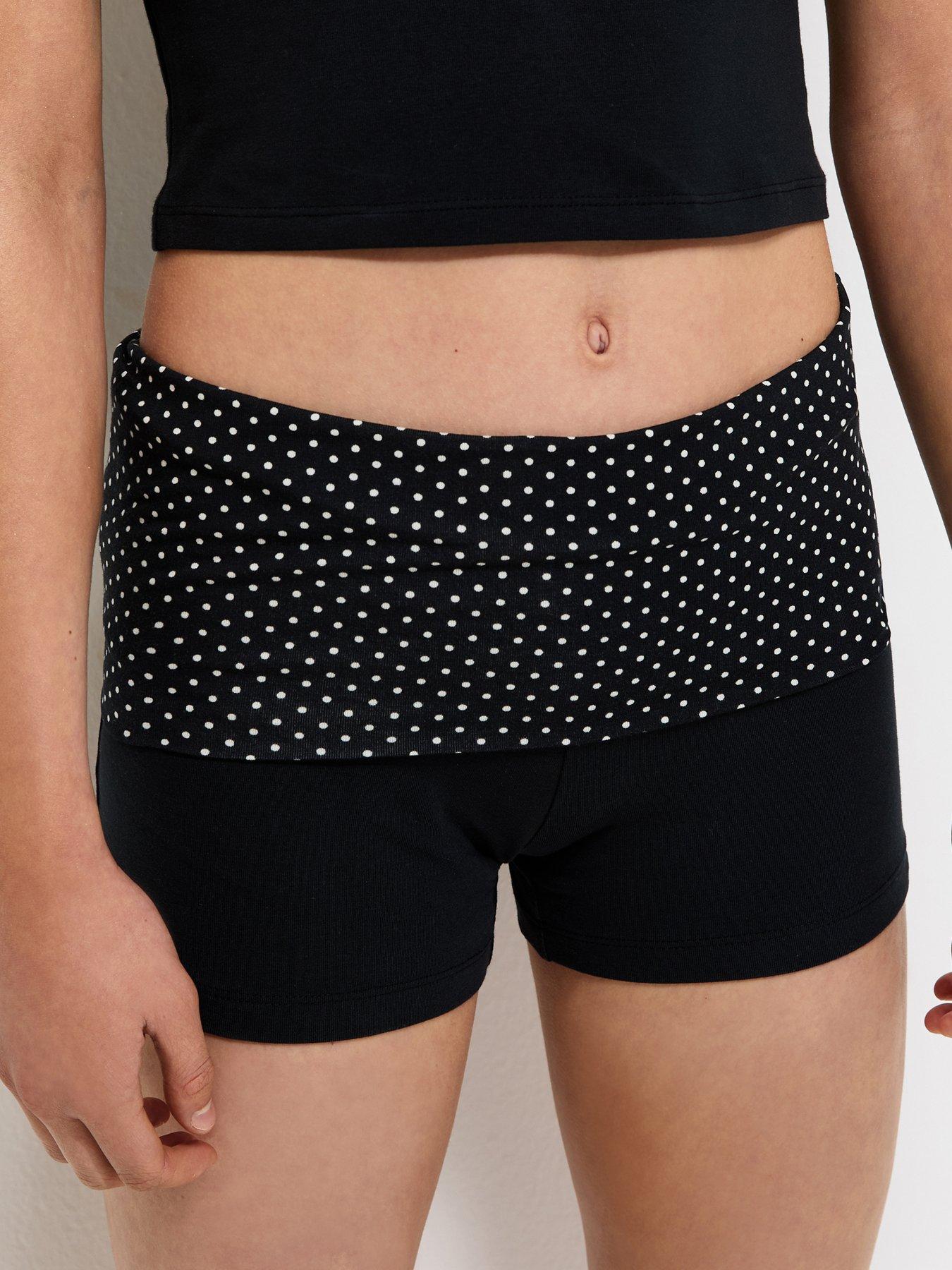Image 4 of 5 of New Look 915 Polka Dot Fold Over Cycling Shorts - Black