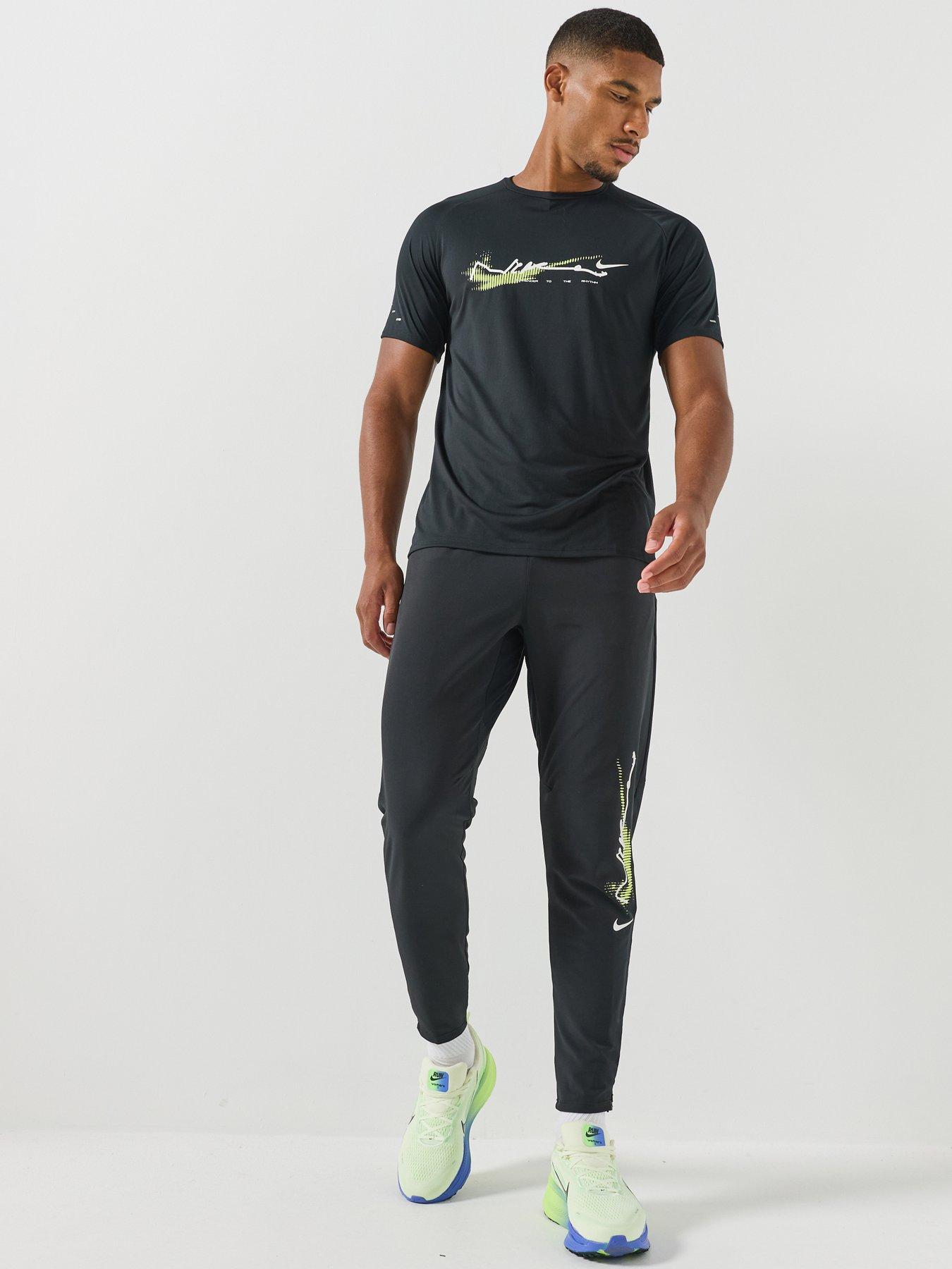 Image 3 of 6 of Nike Mens Stride Let Go Dri-FIT ADV Graphic T-Shirt - Black