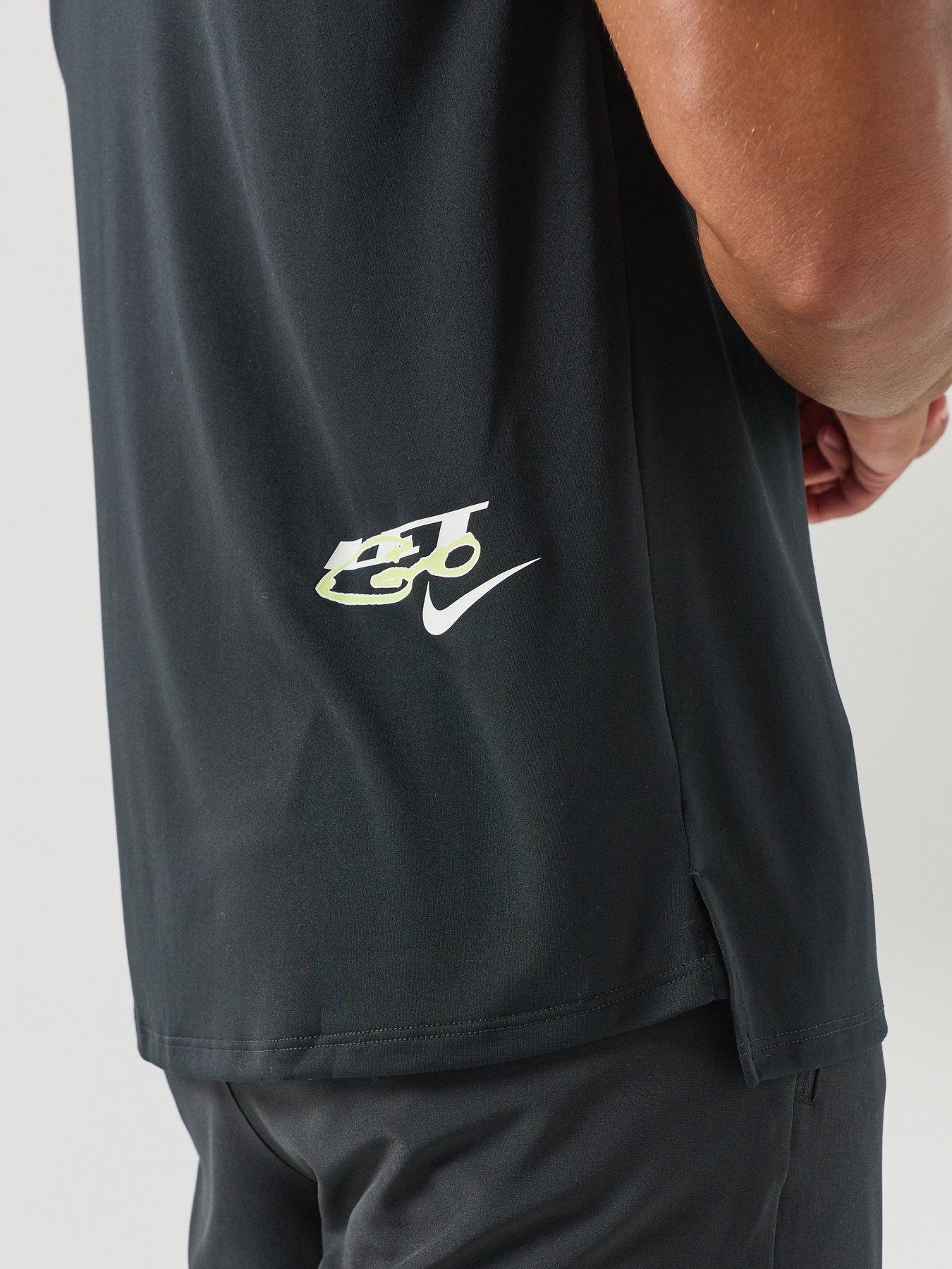 Image 6 of 6 of Nike Mens Stride Let Go Dri-FIT ADV Graphic T-Shirt - Black