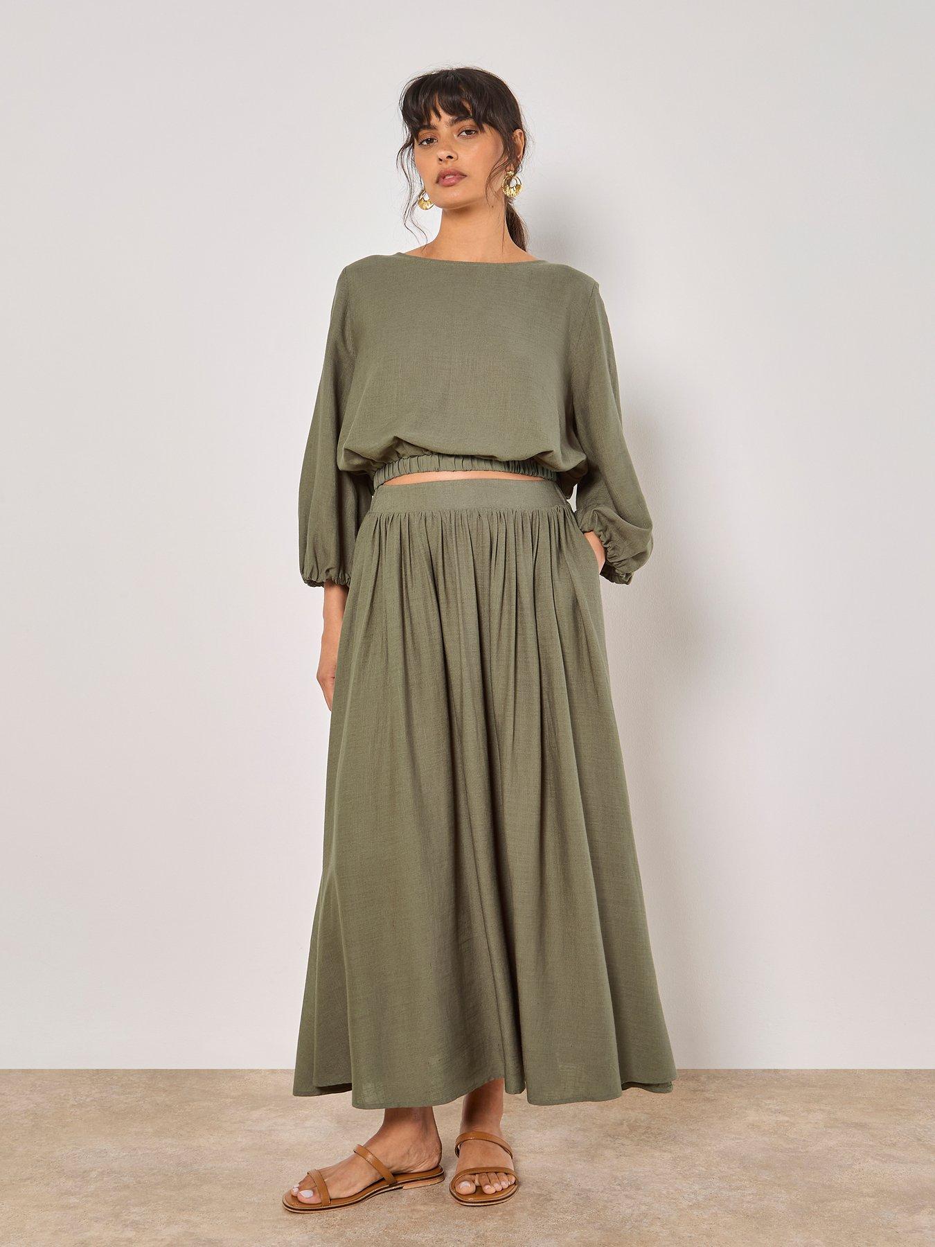 Image 3 of 4 of Apricot Linen Pleated Full Midi Skirt