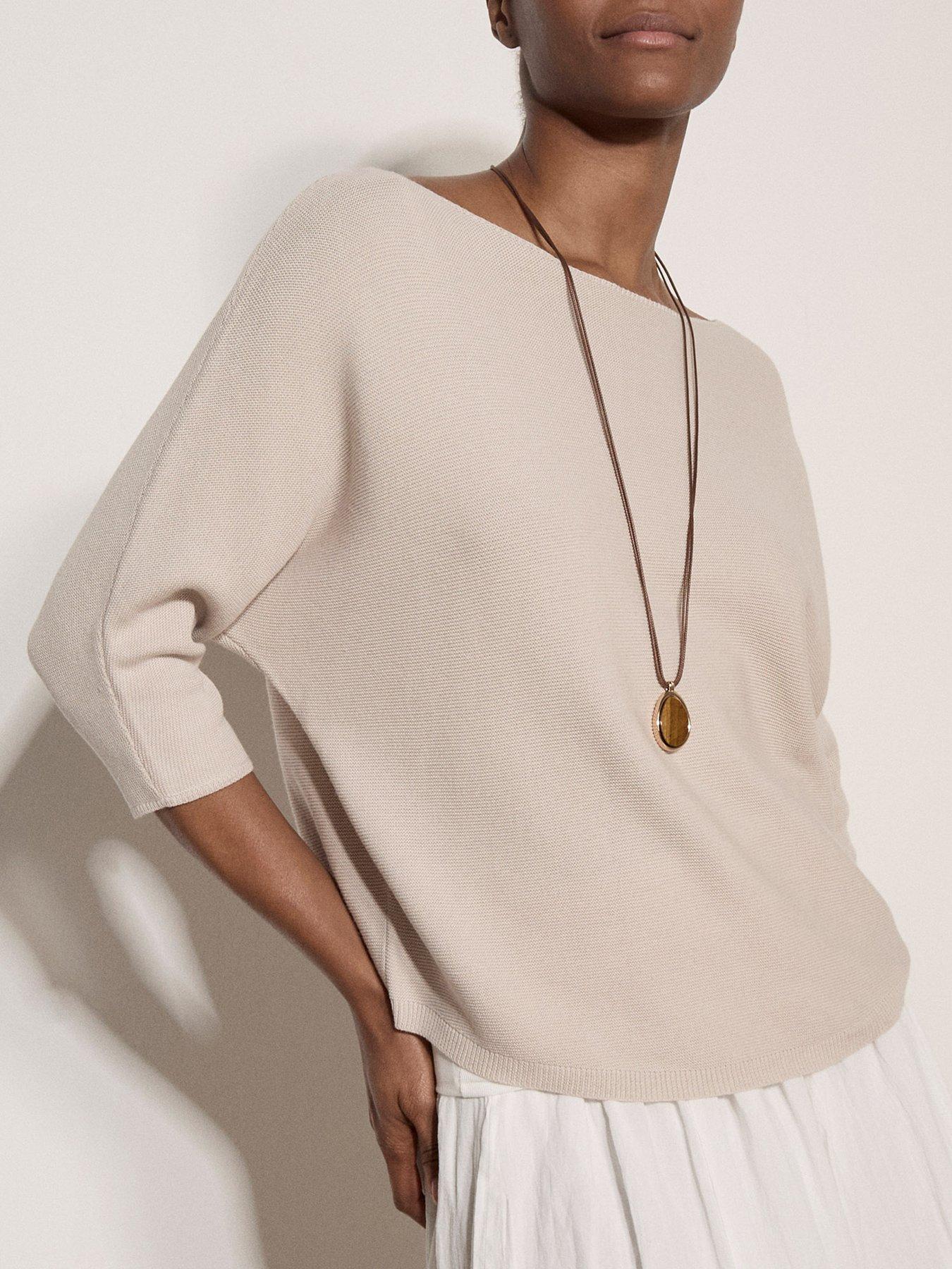 Image 4 of 4 of Apricot Simple Knitted Batwing Tee
