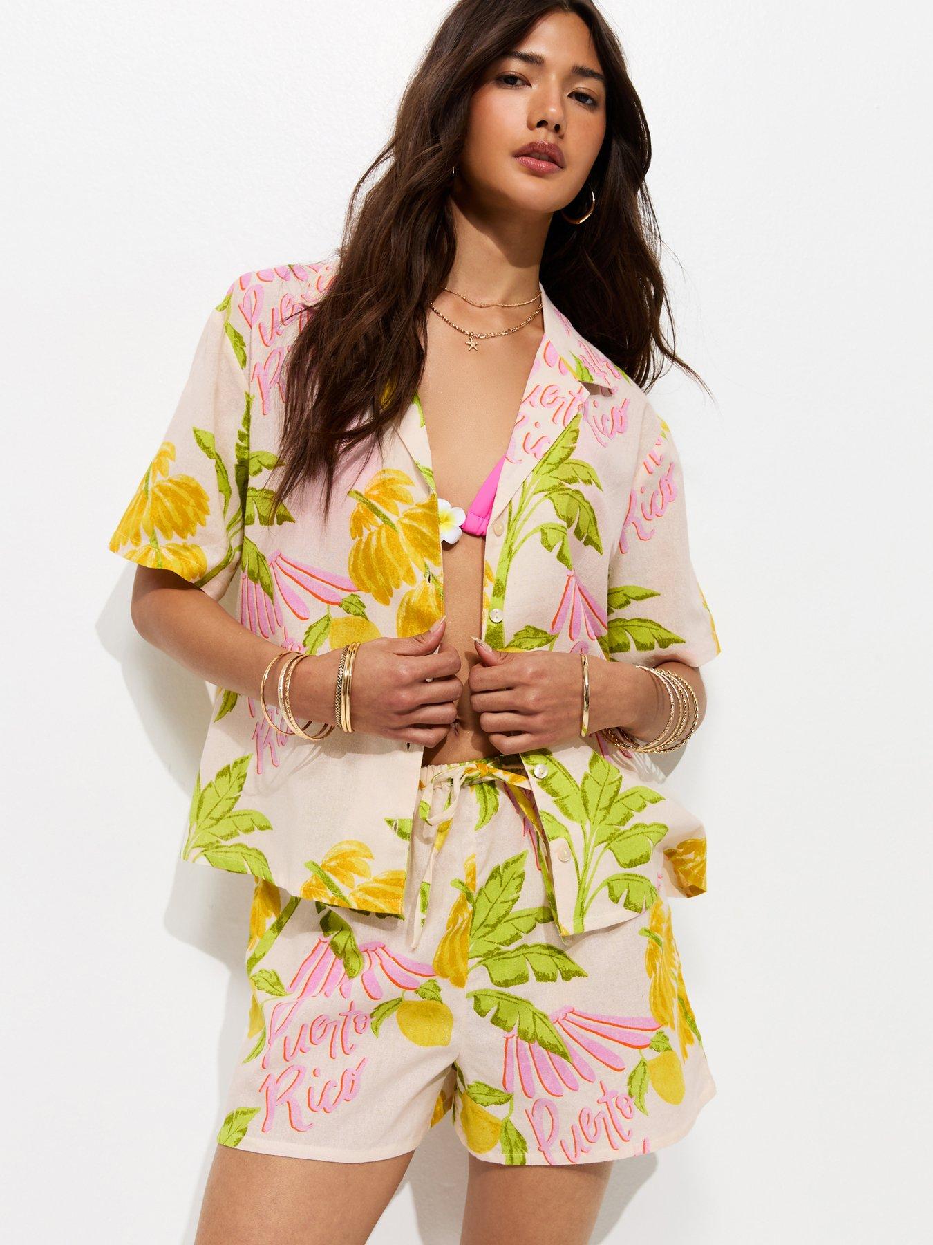 New Look Cotton Palm Print Shorts - Cream