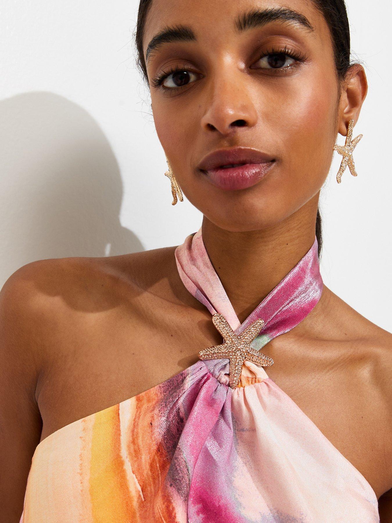 Image 4 of 5 of New Look Diagonal Blurry Stripe Halterneck Midi Dress - Multi
