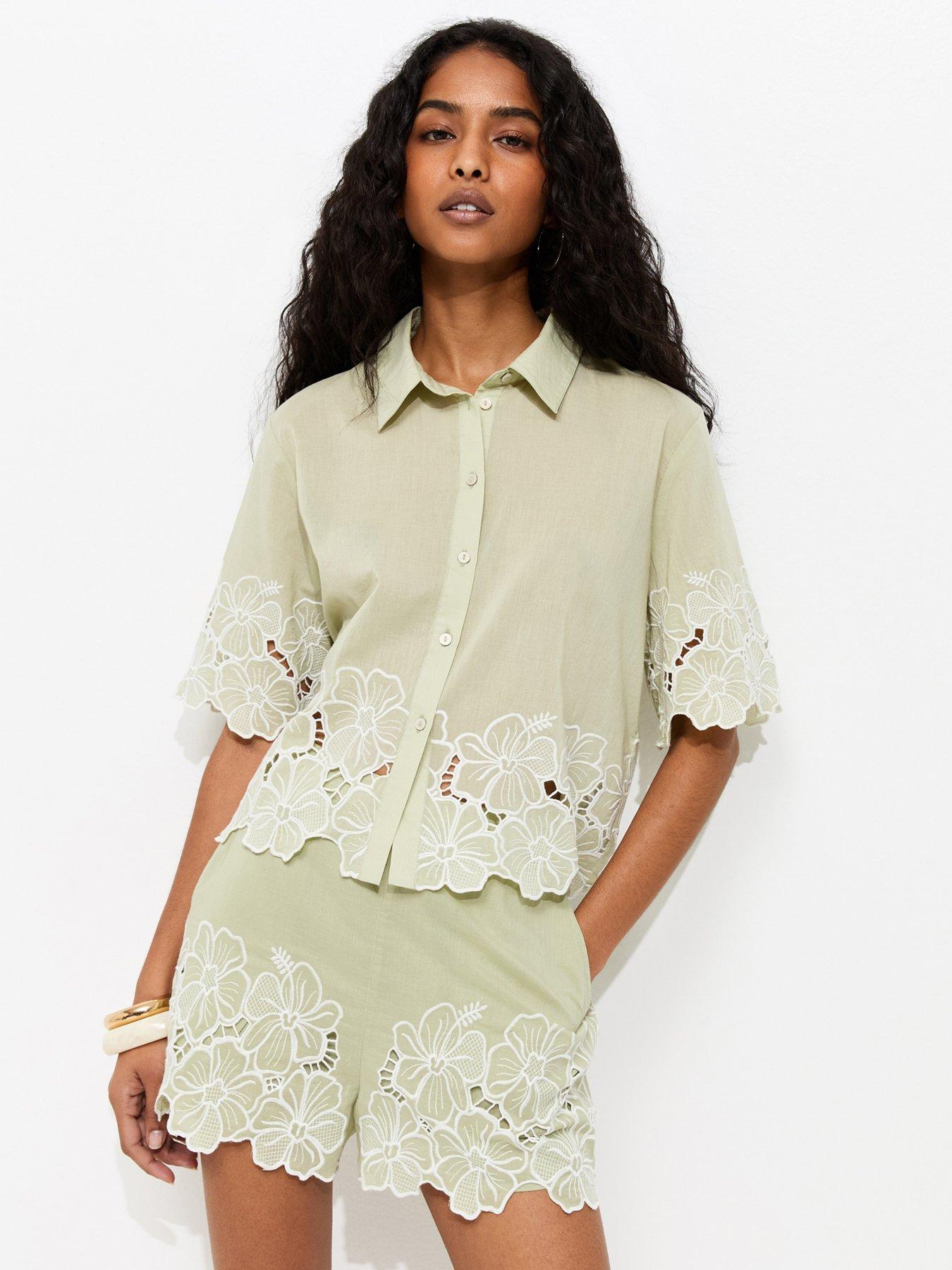 New Look Cotton Flower Embroidered Co-Ord Shorts - Green