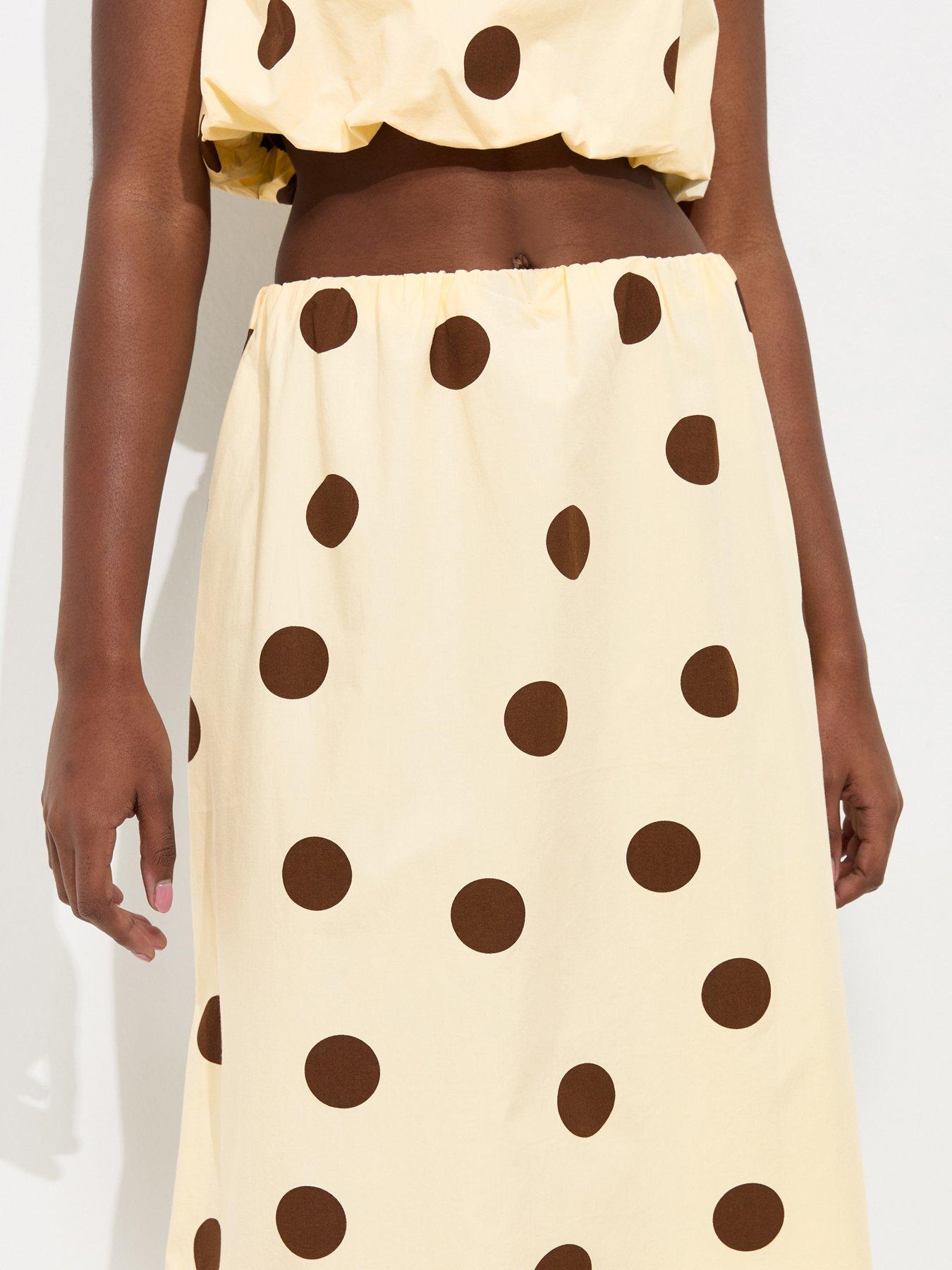 Image 4 of 5 of New Look Cotton Large Spot Print Circle Skirt - Cream