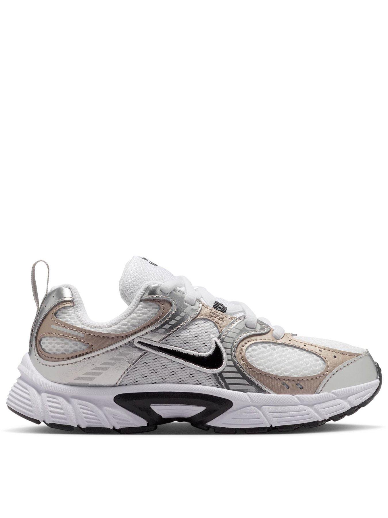 Image 1 of 6 of Nike Nike Little Kids' Shoes V5 RNR Trainers - Black
