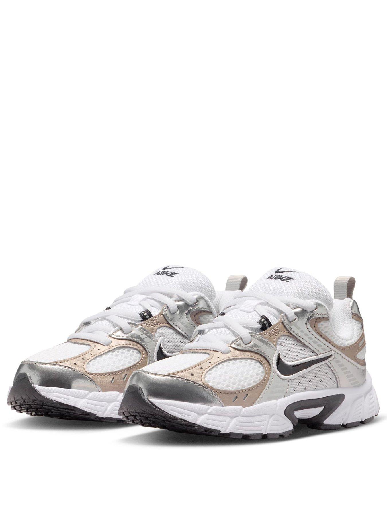 Image 2 of 6 of Nike Nike Little Kids' Shoes V5 RNR Trainers - Black