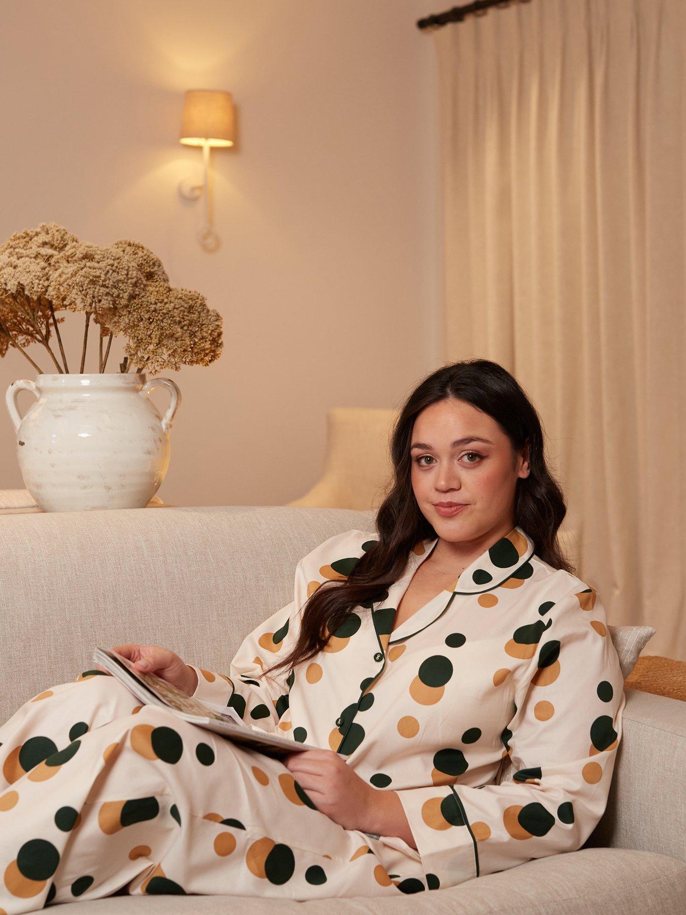Image 6 of 6 of Cyberjammies Ember Cream Spot Print Longsleeve Pyjama Set