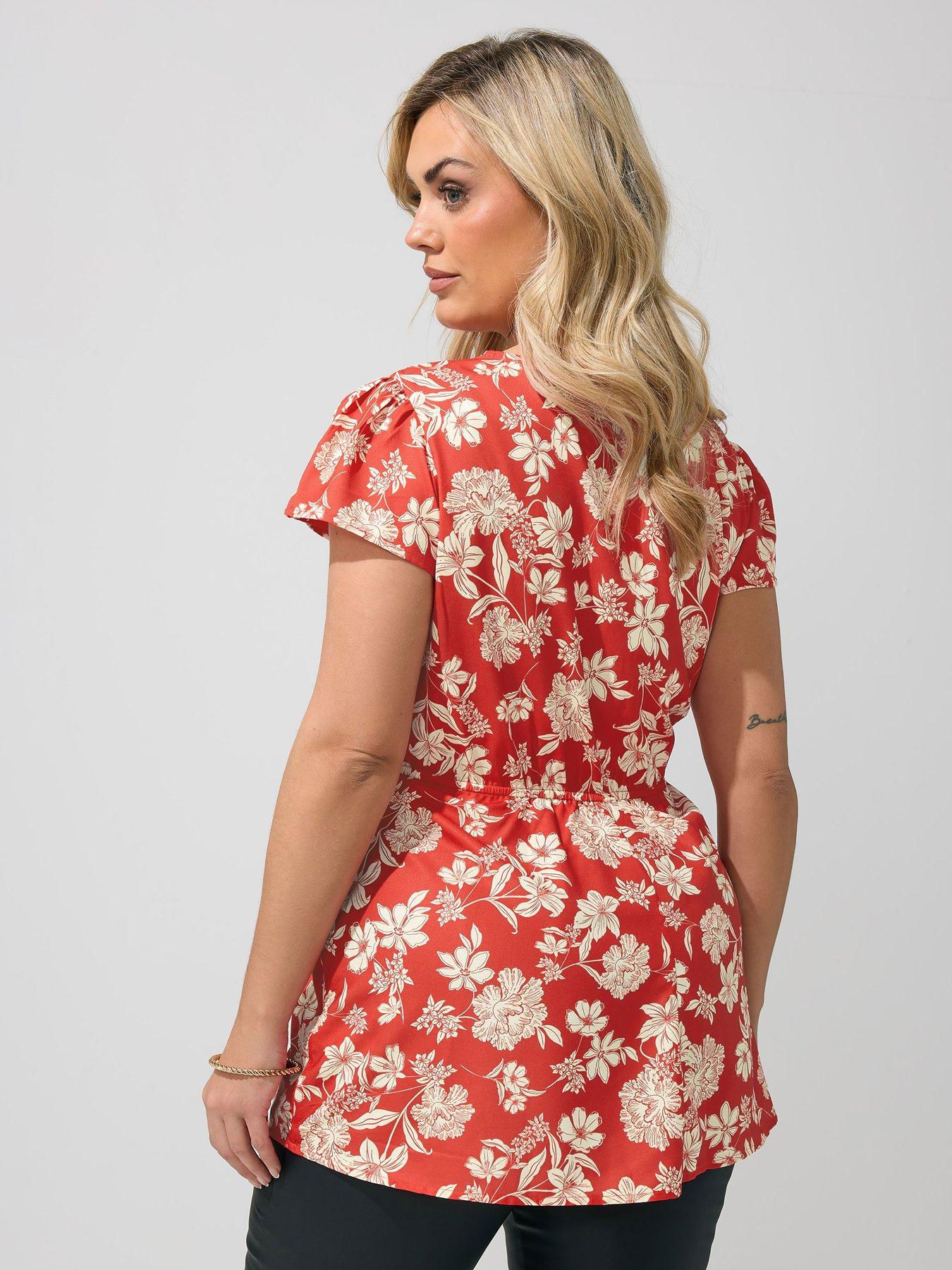 Image 2 of 5 of Yours Curve Floral Twist Front Blouse - Black