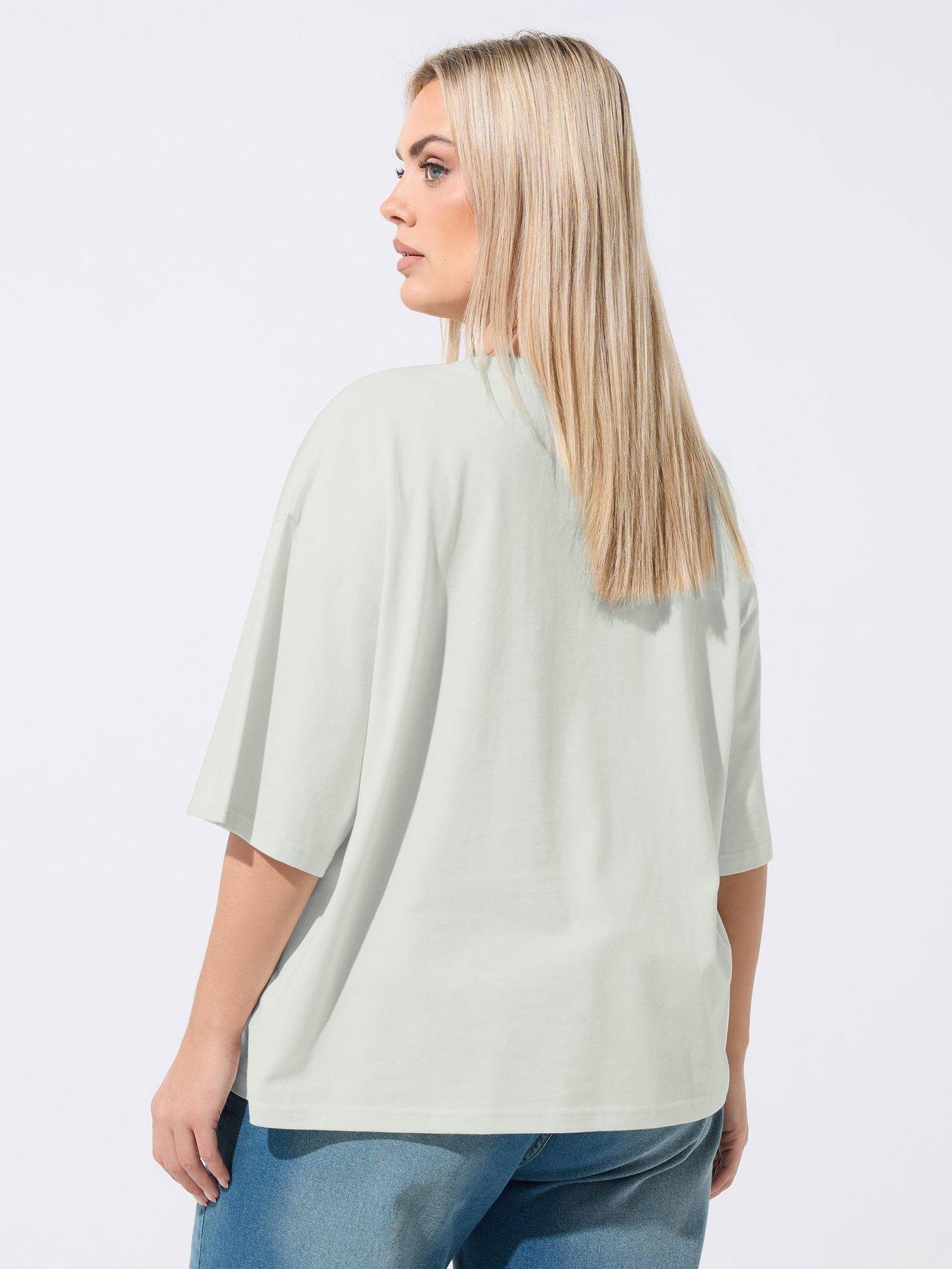 Image 2 of 5 of Yours Curve Fruit T-Shirt - Green