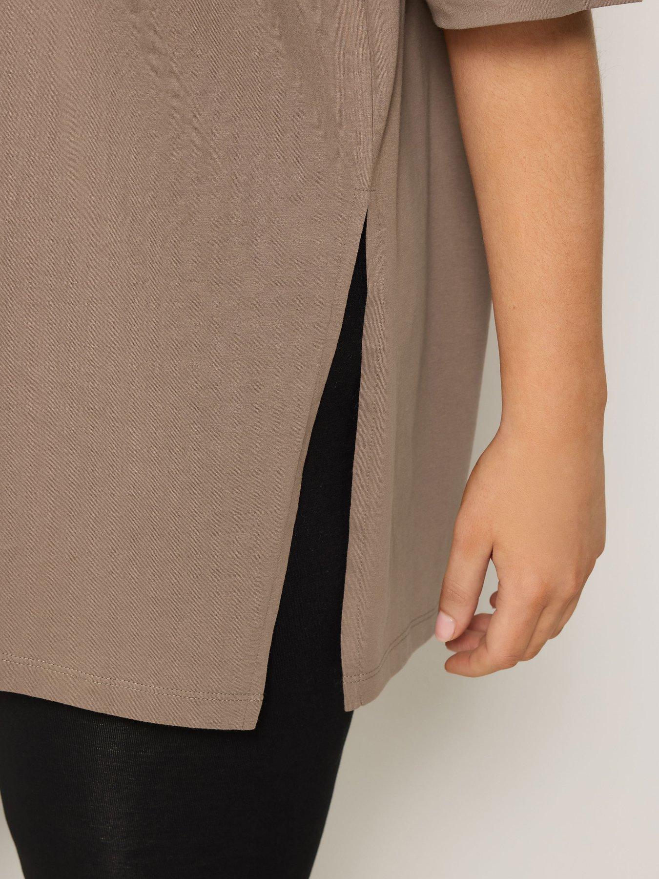 Image 4 of 5 of Yours Curve Relaxed Side Split Longline T-shirt