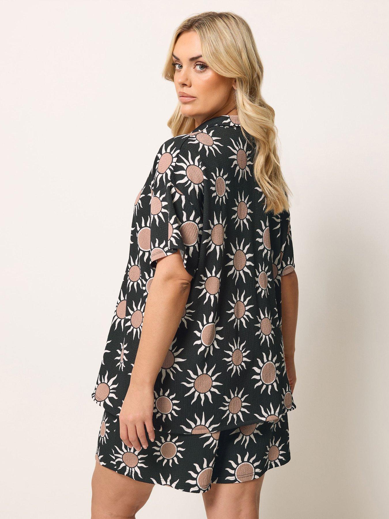 Image 2 of 5 of Yours Curve Textured Resort Shirt