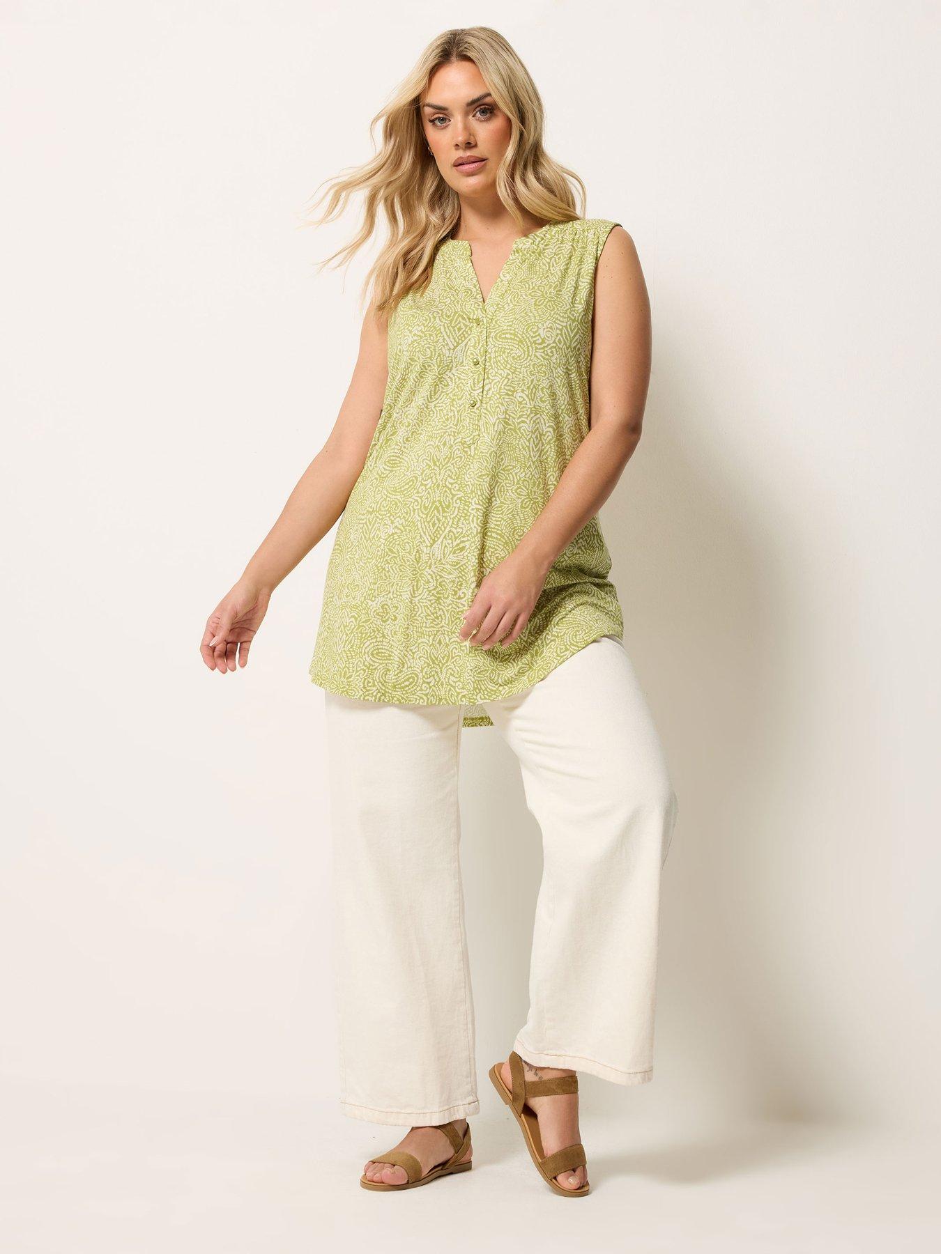 Image 3 of 4 of Yours Curve Printed Sleeveless Blouse - Green