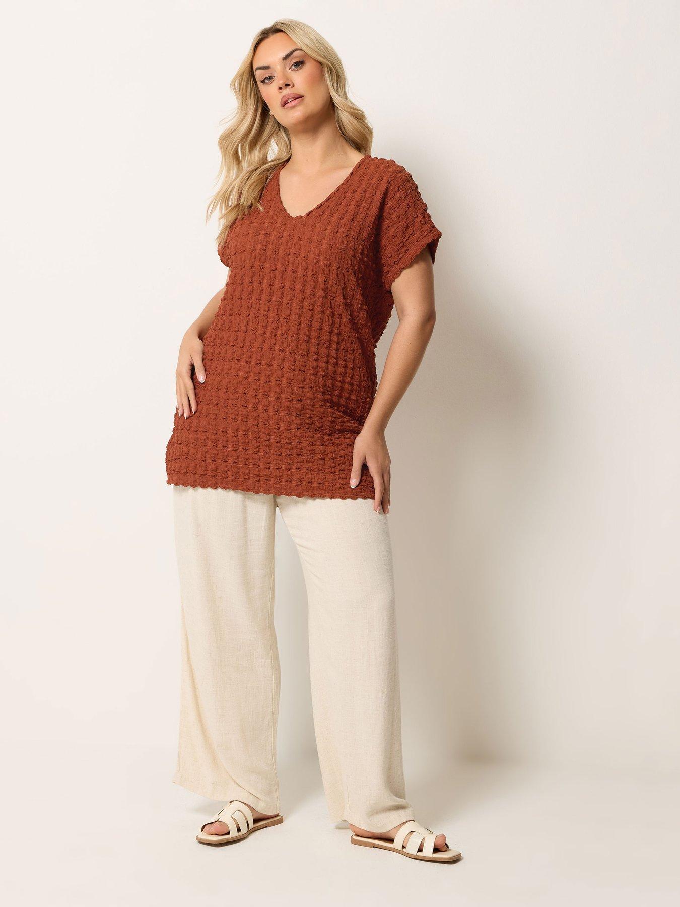 Image 3 of 4 of Yours Curve Bubble Textured T-Shirt - Rust Orange