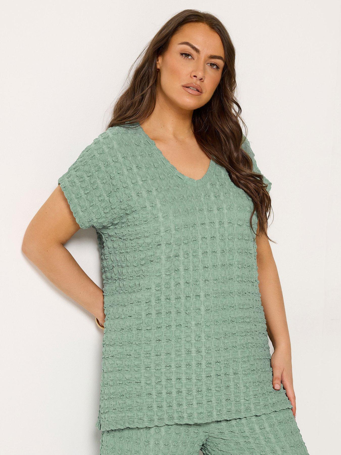 Yours Curve Bubble Texture Top