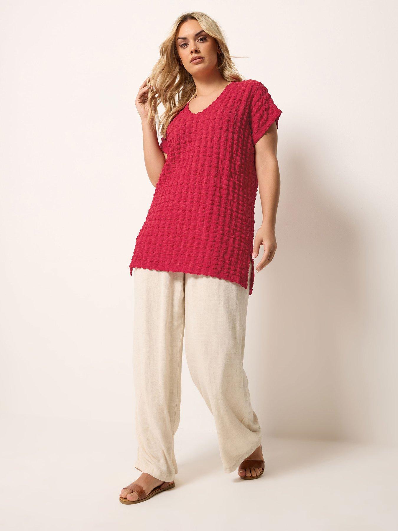 Image 3 of 5 of Yours Curve Bubble Textured T-shirt