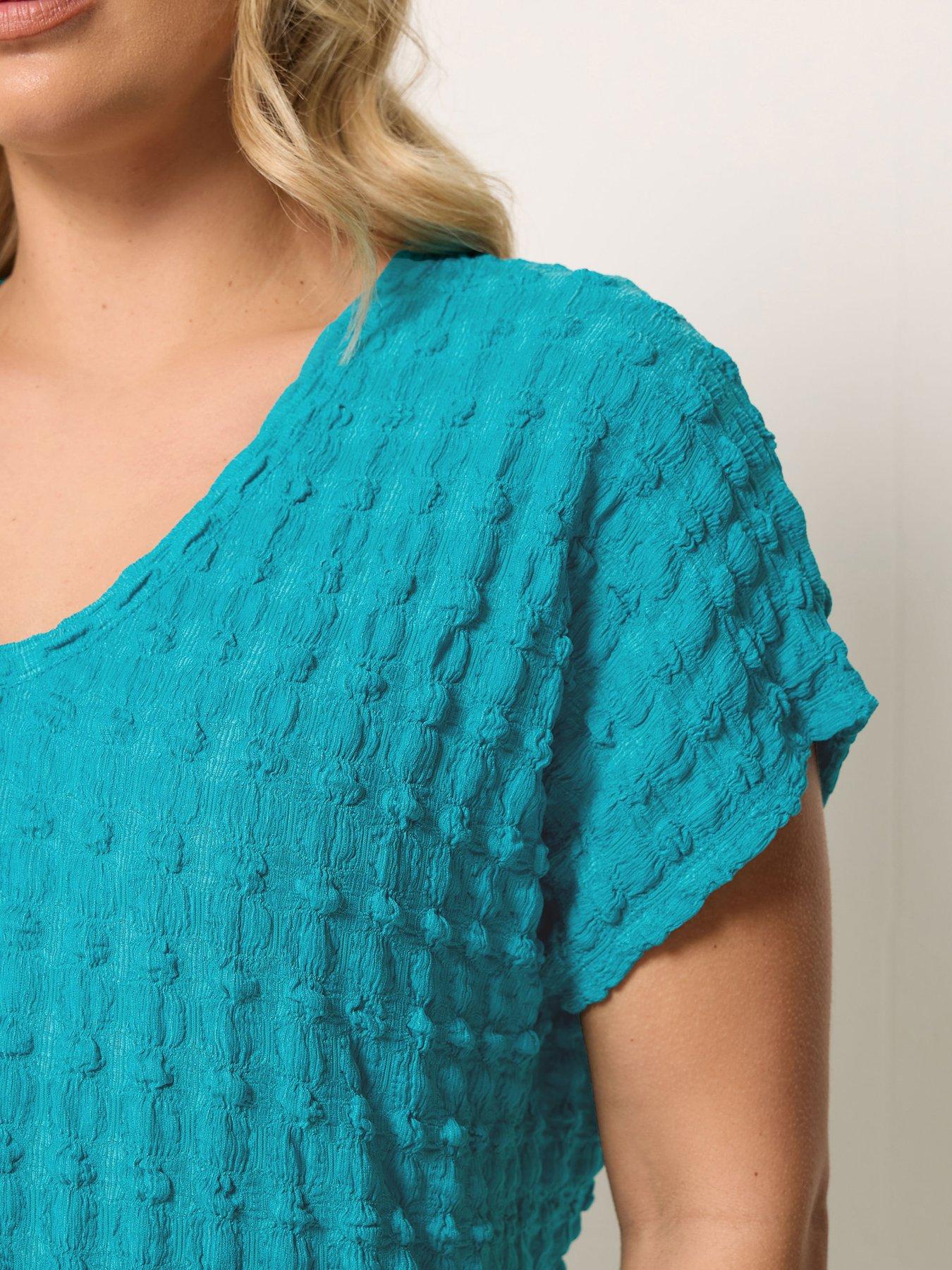 Image 4 of 5 of Yours Curve Bubble Textured T-shirt