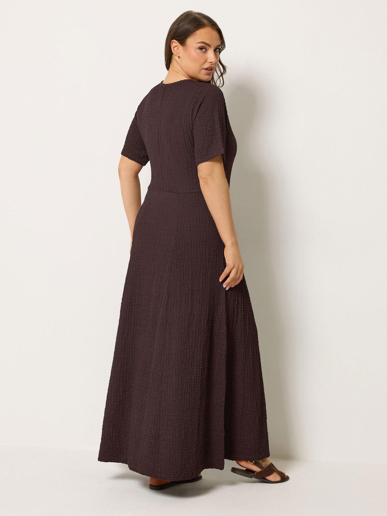 Image 2 of 5 of Yours Curve Textured Maxi Dress