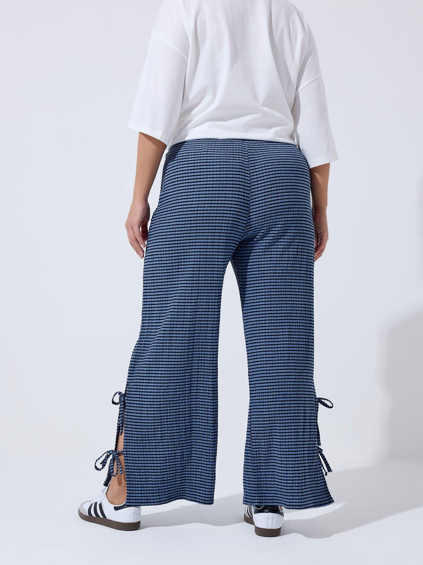 Image 2 of 5 of Yours Curve Gingham Tie Hem Trouser - Blue