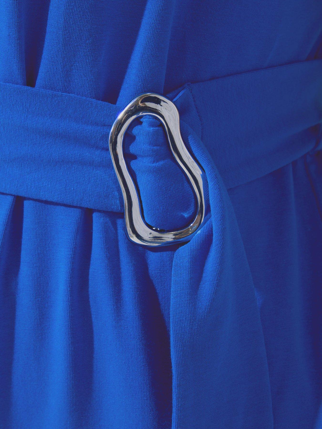 Image 4 of 5 of Yours Curve Belt Knuckle Waist Top - Black