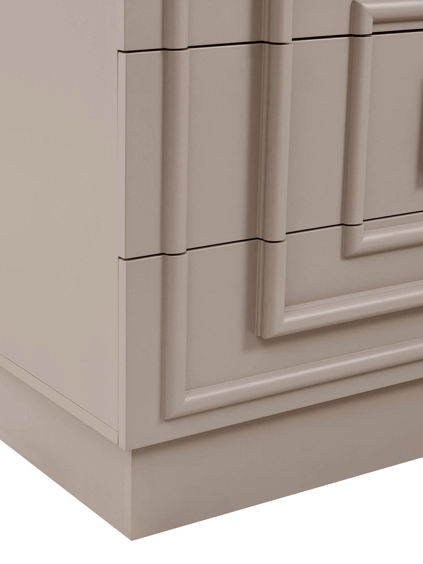 Image 6 of 7 of Dusk Harlow 6 Drawer Chest - Taupe