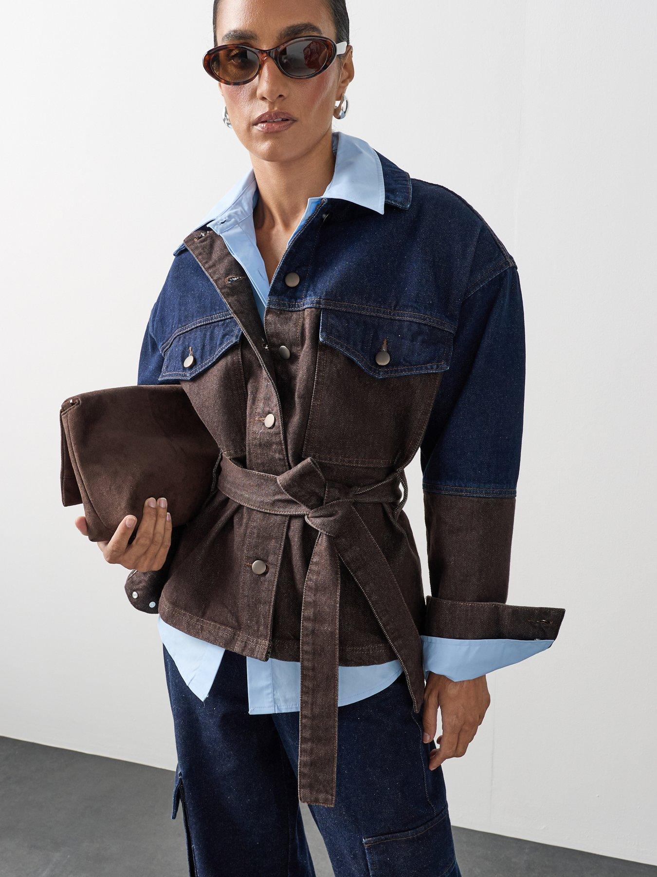 Image 4 of 7 of Michelle Keegan Structured Cinch Waist Shirt - Blue