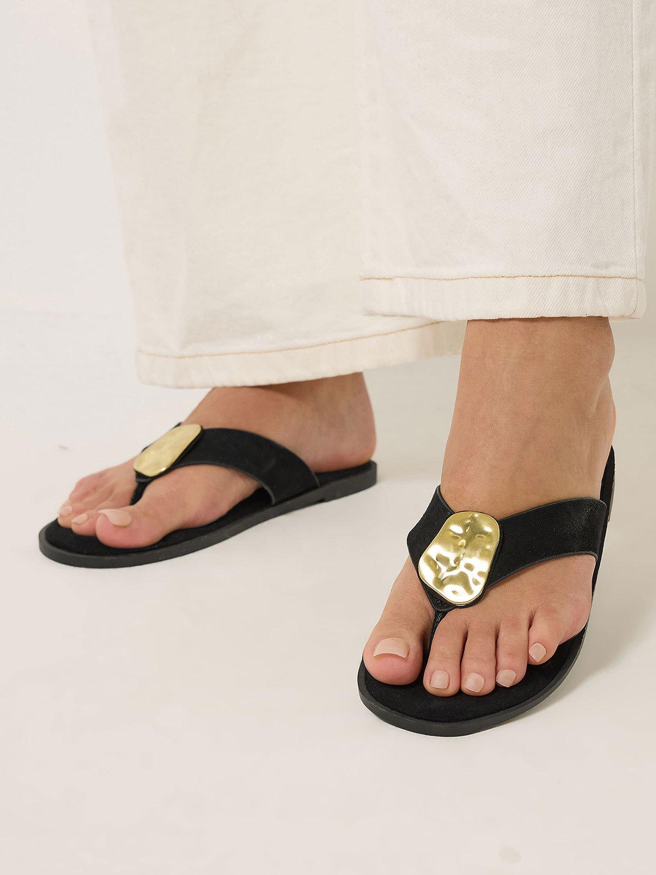 Image 2 of 4 of Yours Hammered Disk Sandals In Extra Wide Fit - Black