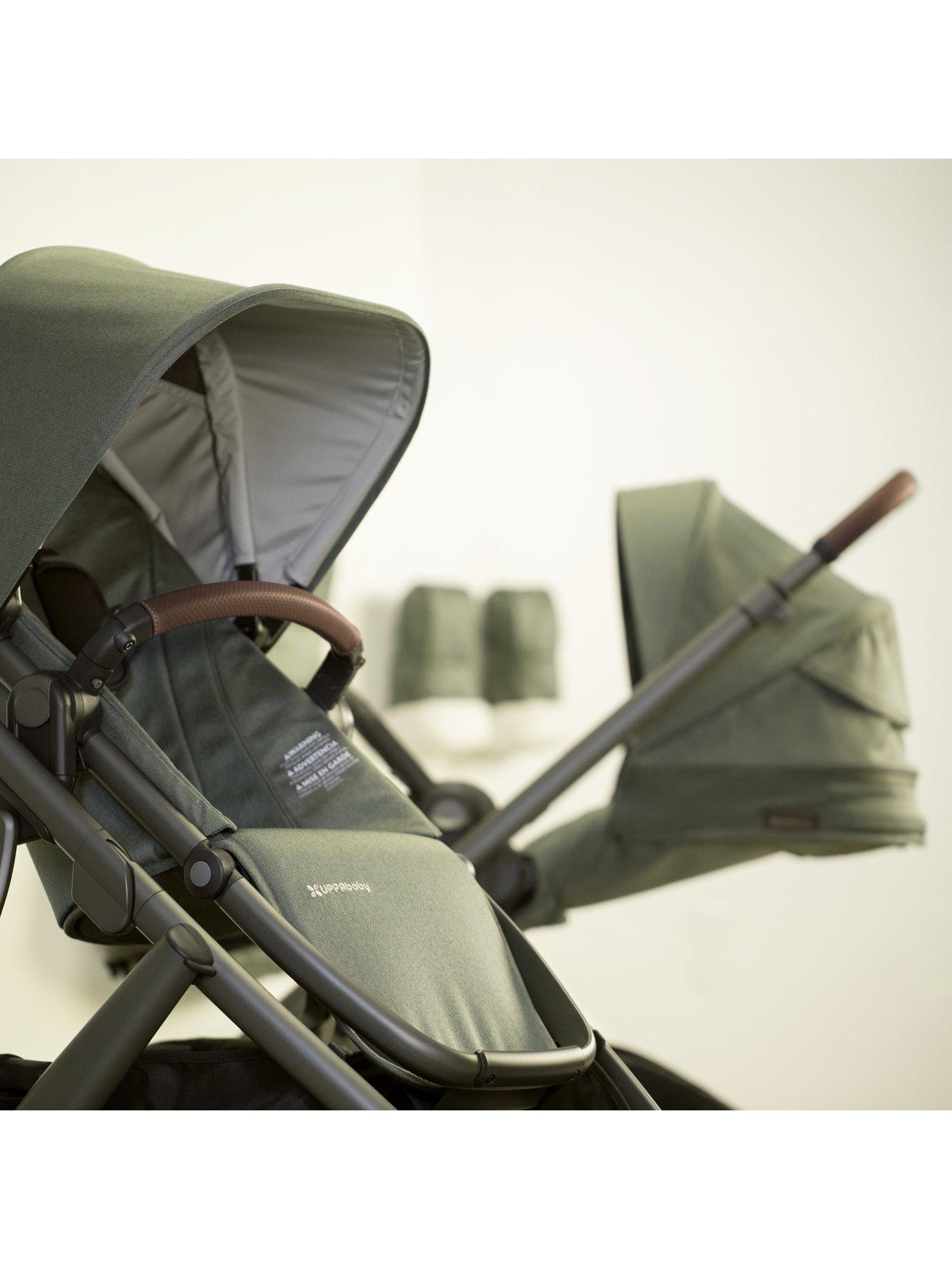 Image 4 of 4 of UPPAbaby VISTA V3 Pushchair Bundle - Evelyn