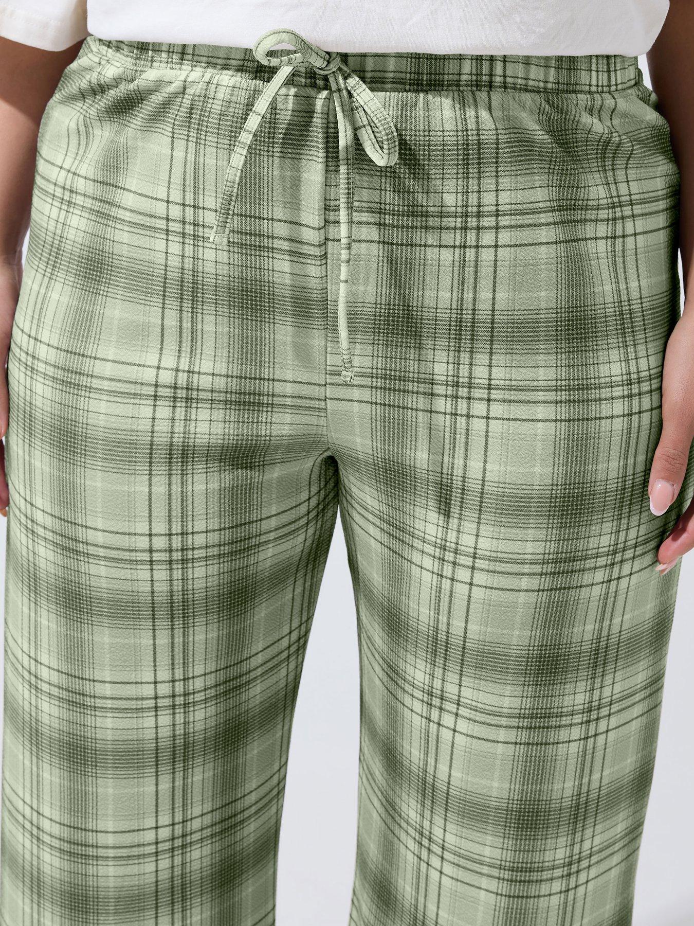 Image 4 of 5 of Yours Curve Check Print Wide Leg Trousers - Grey