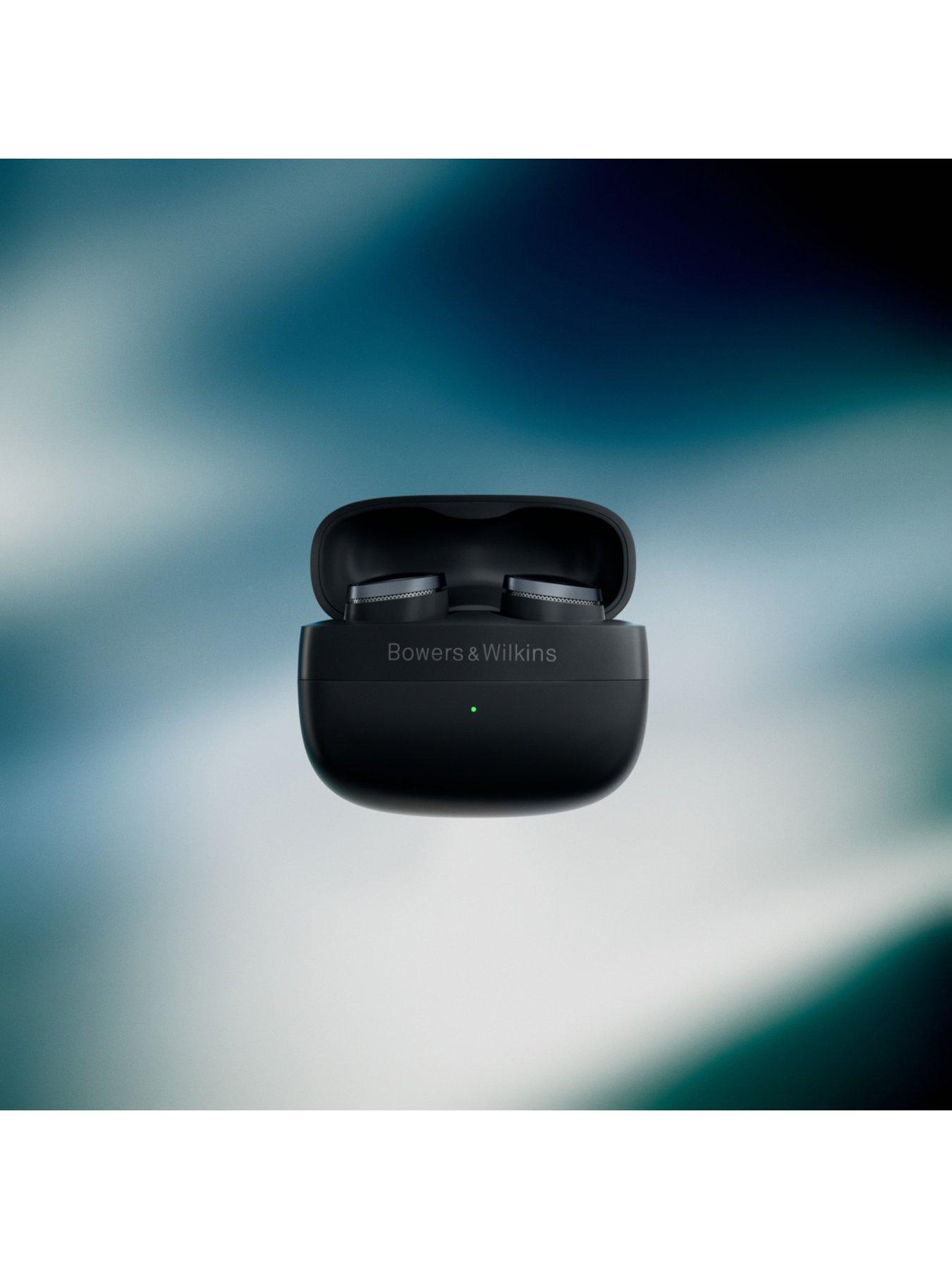 Image 3 of 7 of Bowers & Wilkins Pi8 true wireless headphones