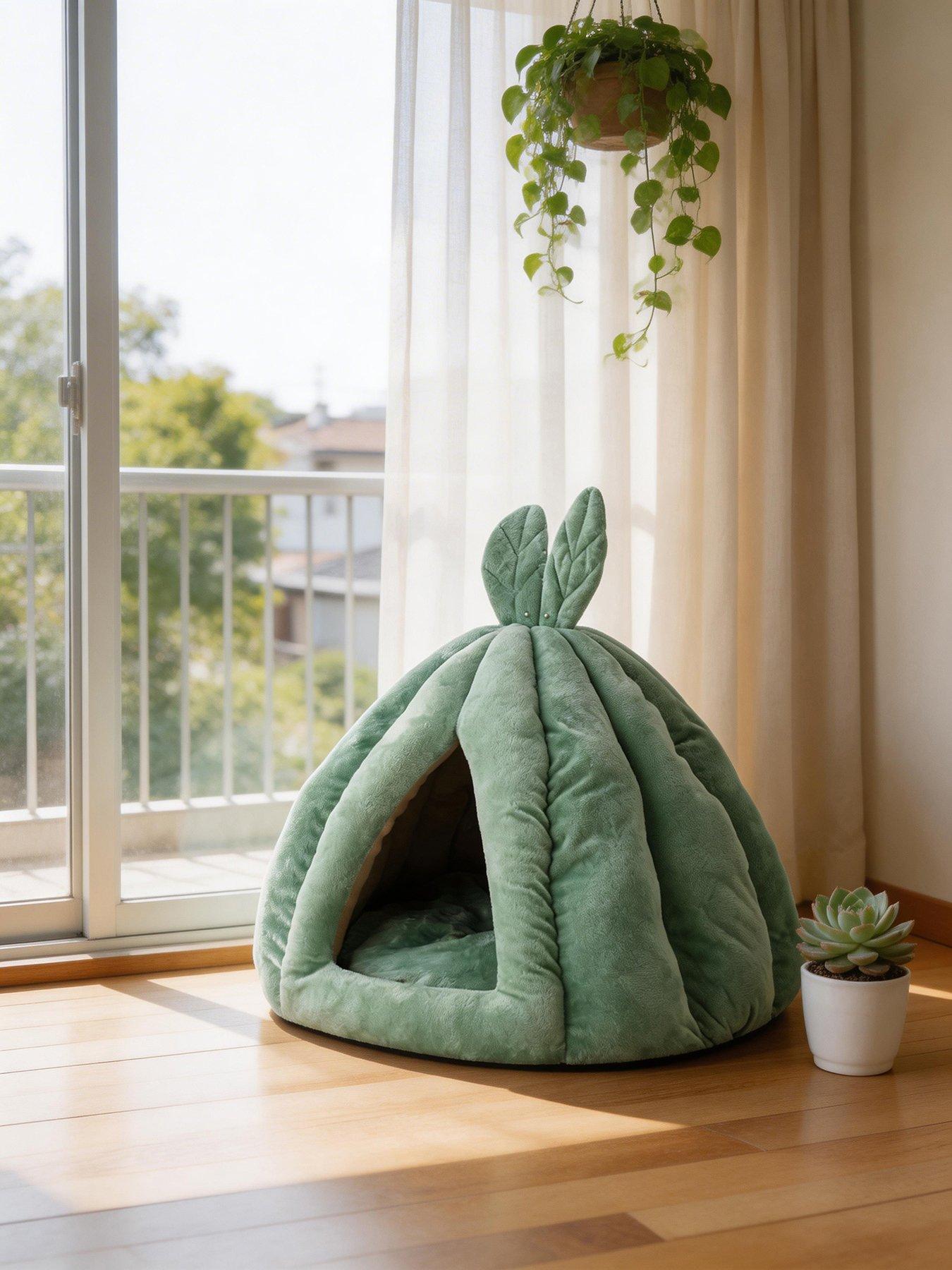 Living and Home Green Pumpkin-shaped Cat Cave Bed with Removable Cushion, 50cm W x 50cm D x 45cm H