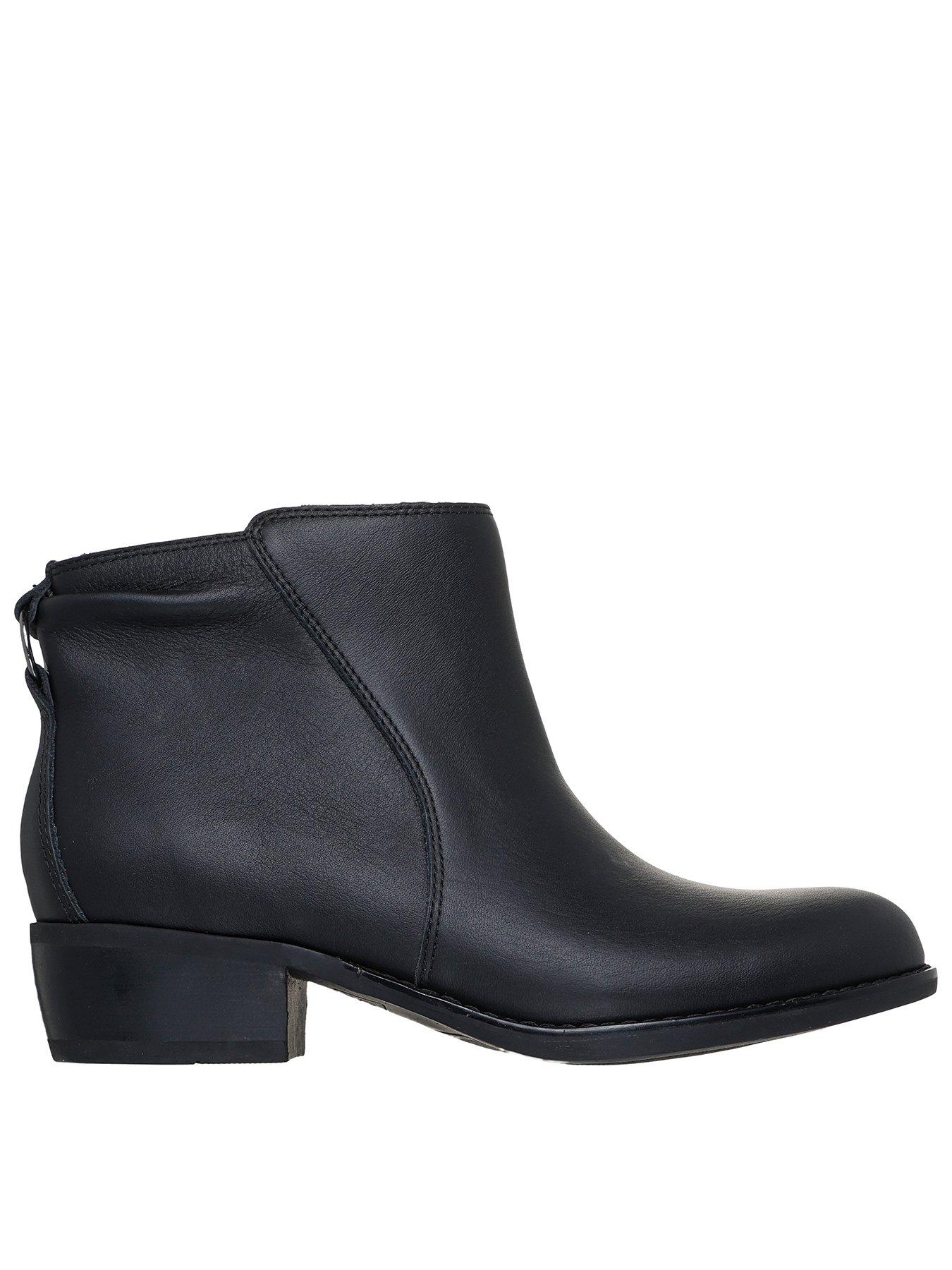 Image 1 of 6 of Skechers Texas - Sweet Looking - Black
