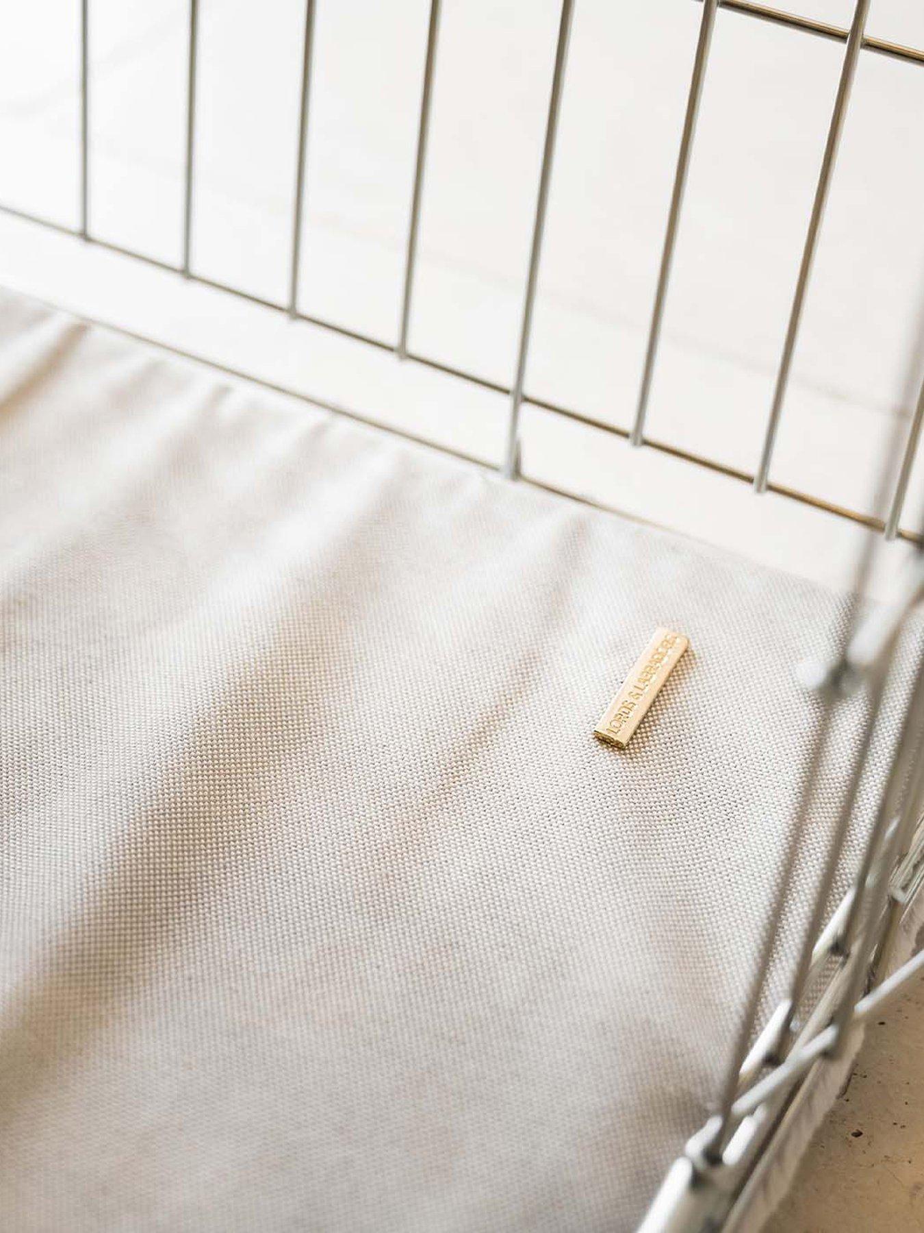 Image 6 of 6 of Lords and Labradors Lords &amp; Labradors Essentials Twill Crate Mat Linen L
