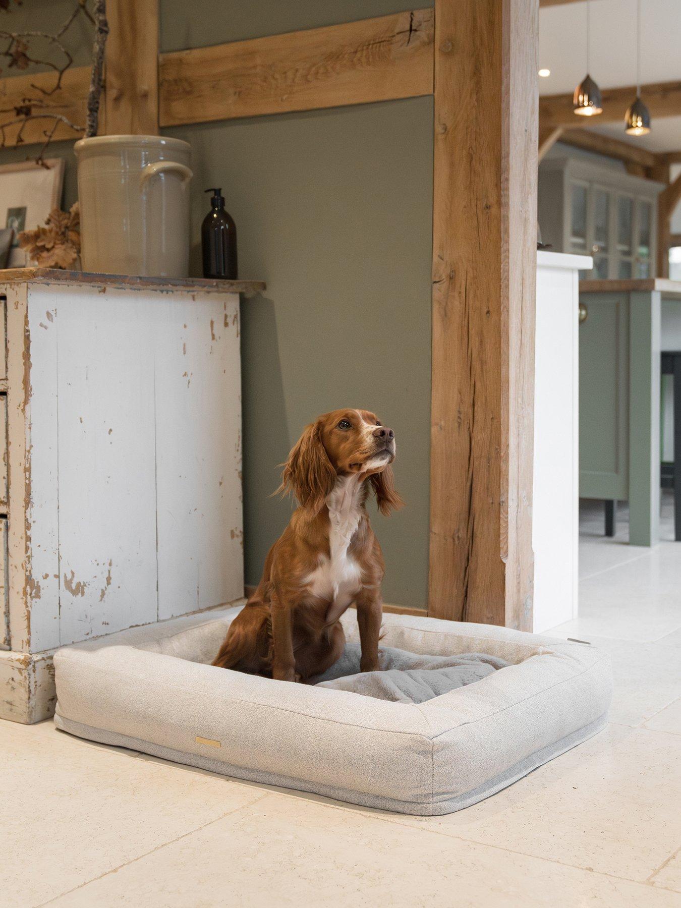 Lords and Labradors Comfort Cube Dog Bed in Ivory by Lords  &  Labradors