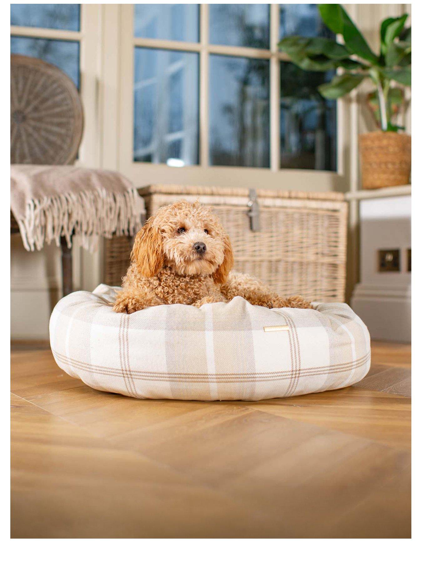 Lords and Labradors L & L Donut Bed w/inner Balmoral Natural L