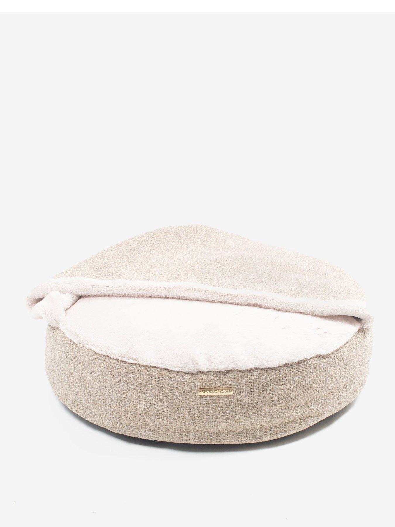 Image 2 of 5 of Lords and Labradors Lords &amp; Labradors Essentials Herdwick Den Sandstone M
