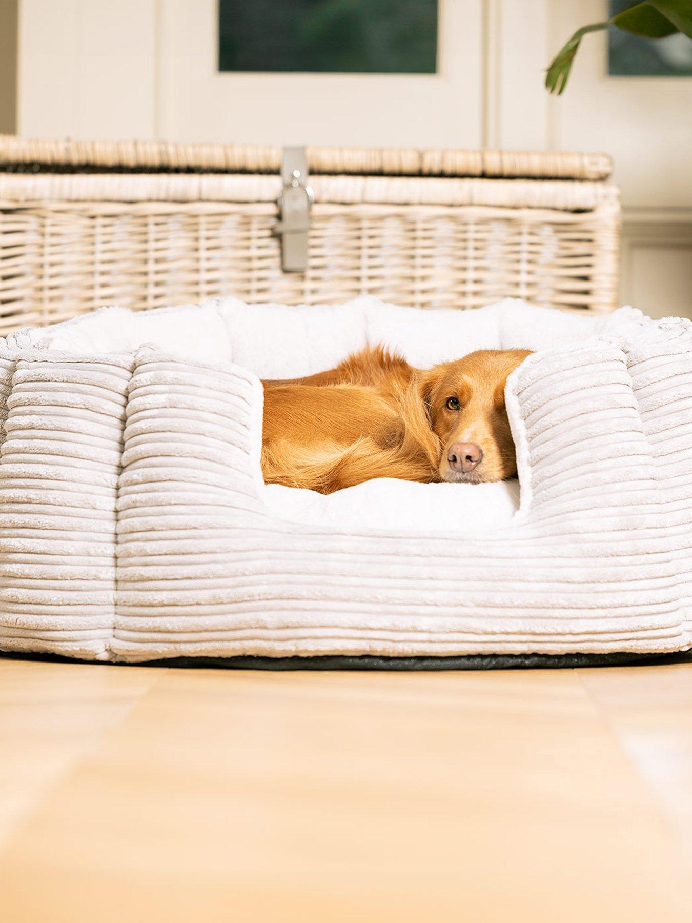 Image 3 of 4 of Lords and Labradors L&amp;L High Walled Bed w/inner Light Grey L