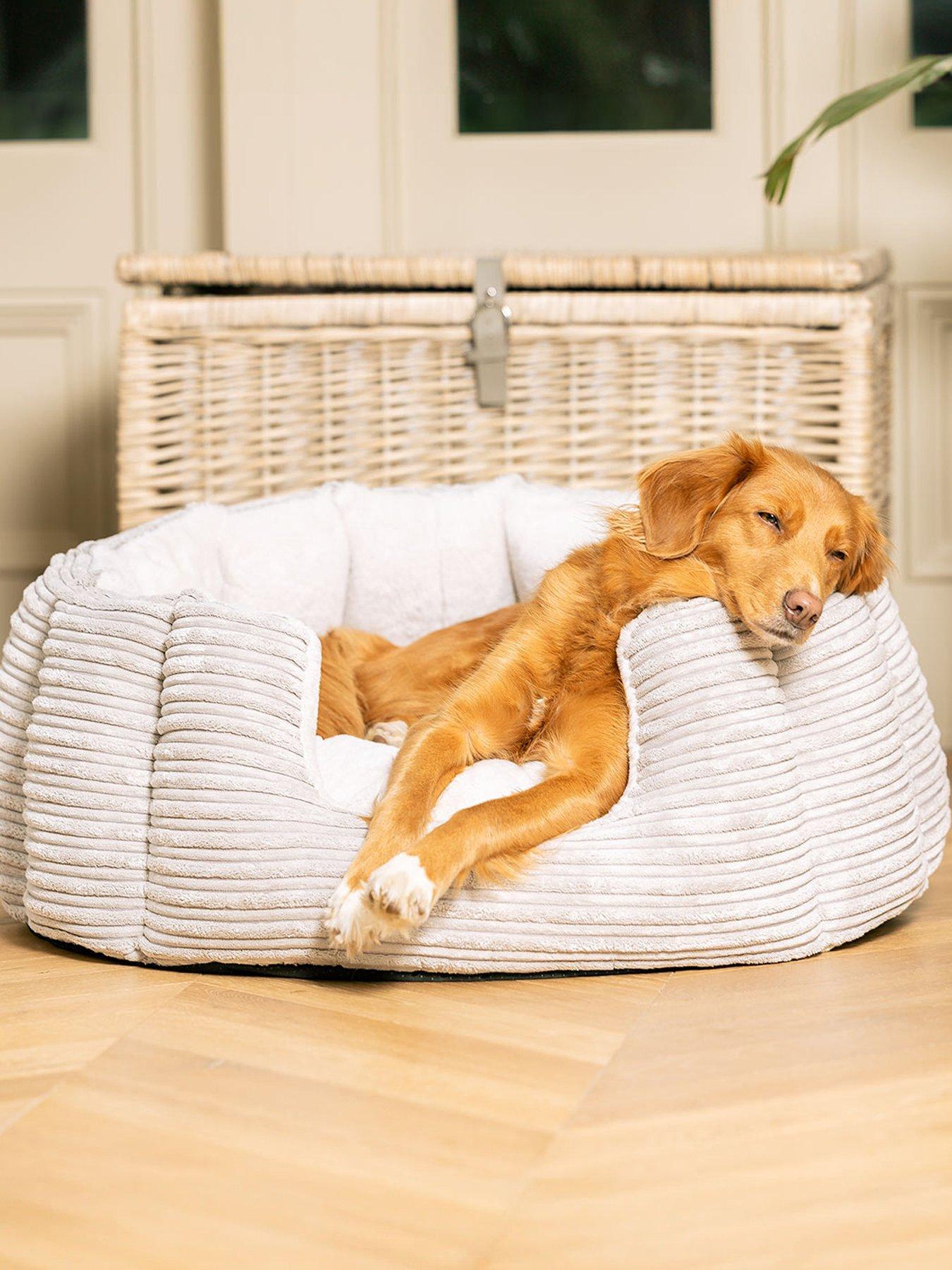 Image 4 of 4 of Lords and Labradors L&amp;L High Walled Bed w/inner Light Grey L