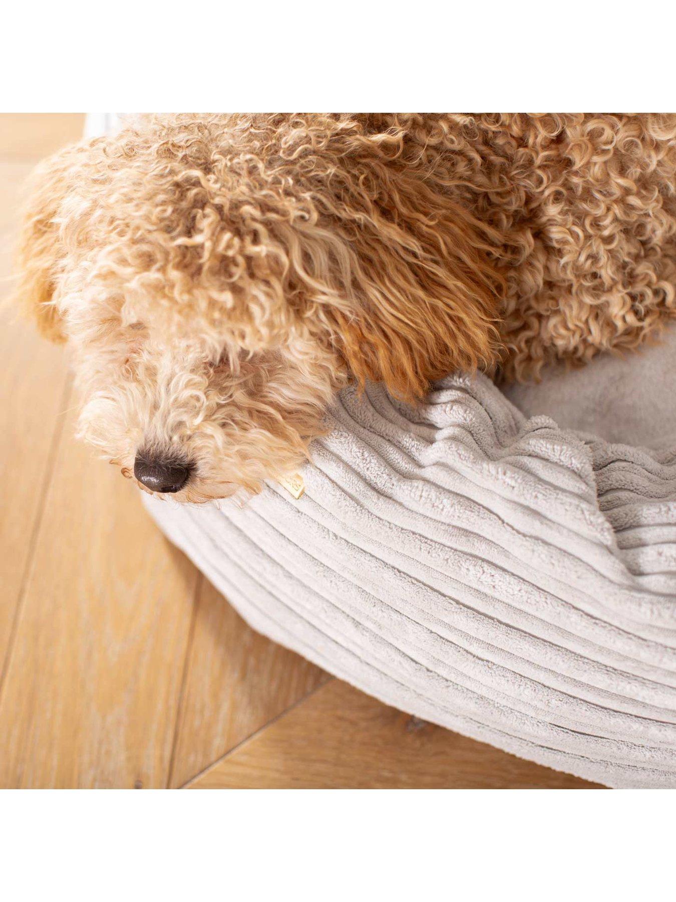Image 4 of 4 of Lords and Labradors L&amp;L Donut Bed w/inner Light Grey L