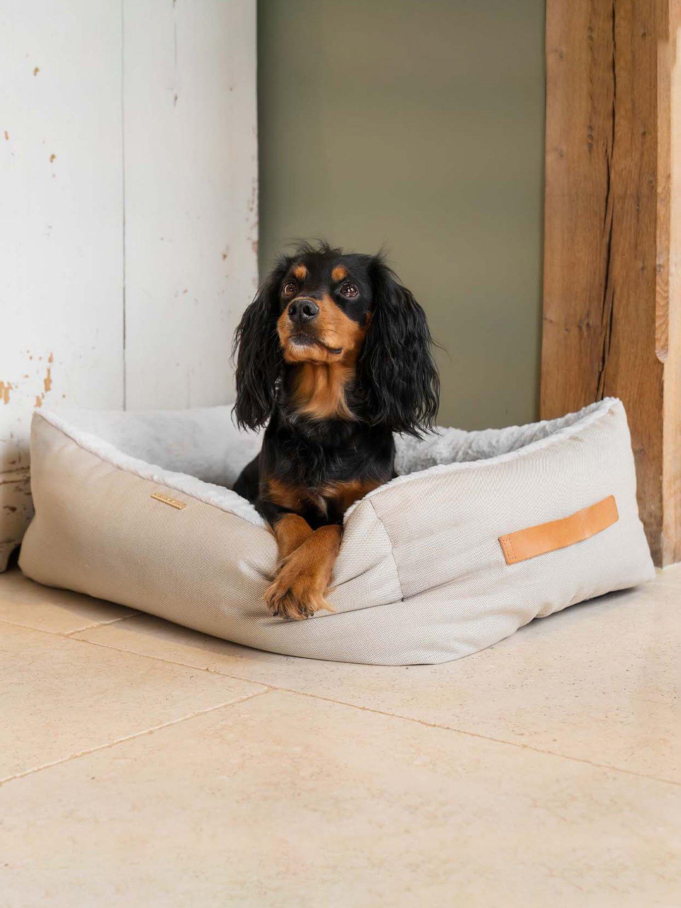 Image 1 of 5 of Lords and Labradors L&amp;L Twill Box Bed including inner Linen XL