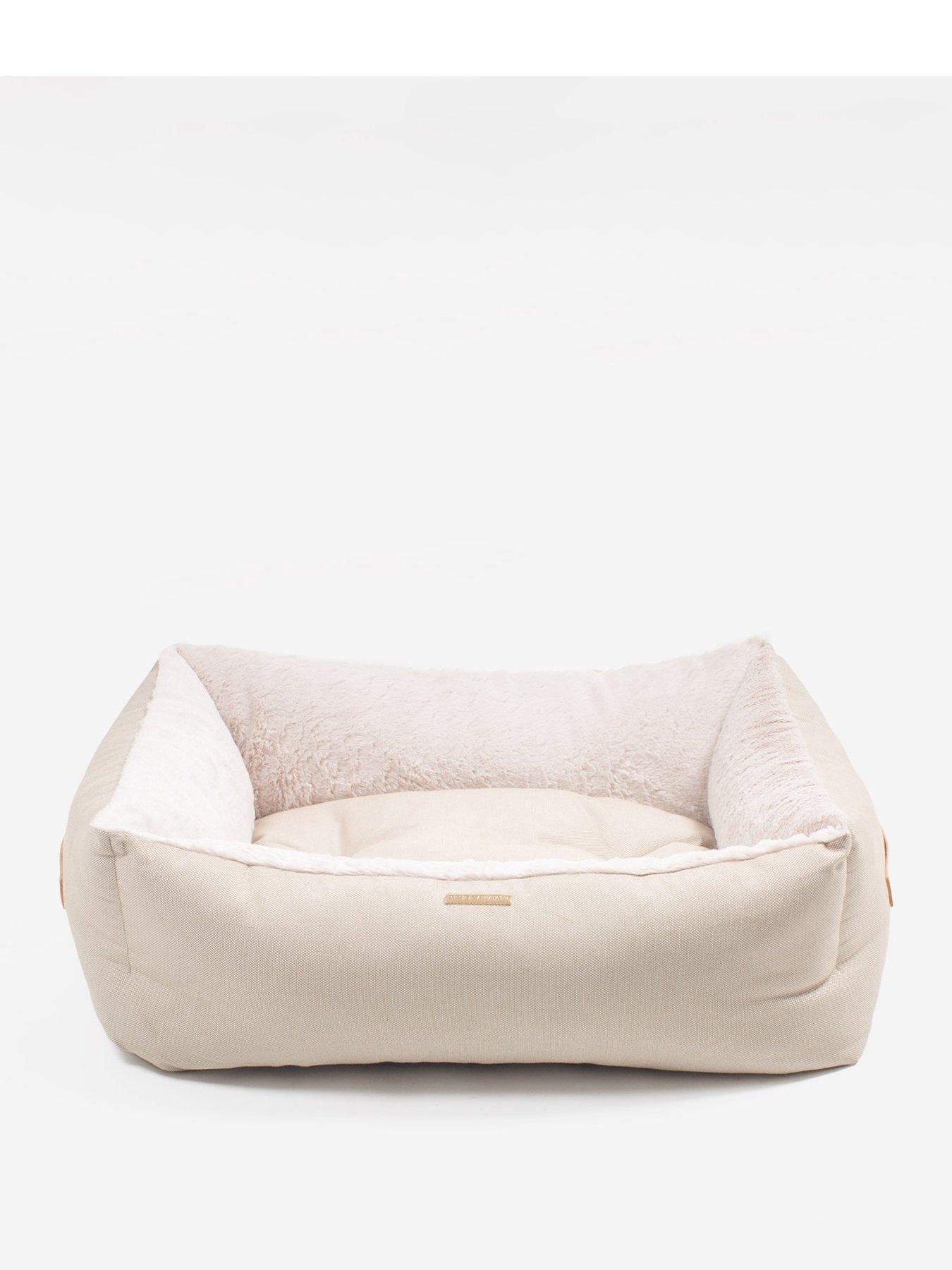 Image 2 of 5 of Lords and Labradors L&amp;L Twill Box Bed including inner Linen XL